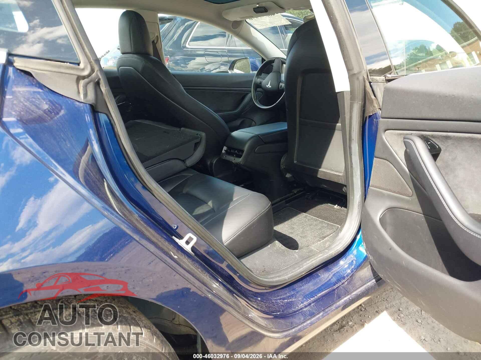 TESLA MODEL 3 2018 - 5YJ3E1EB9JF064426