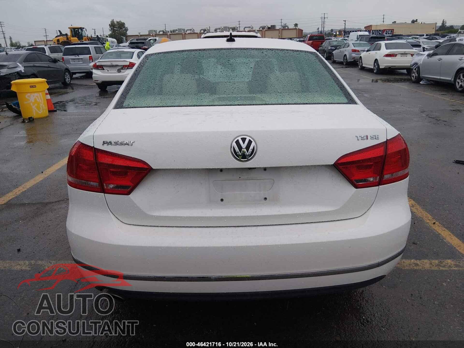 VOLKSWAGEN PASSAT 2015 - 1VWBT7A30FC077778