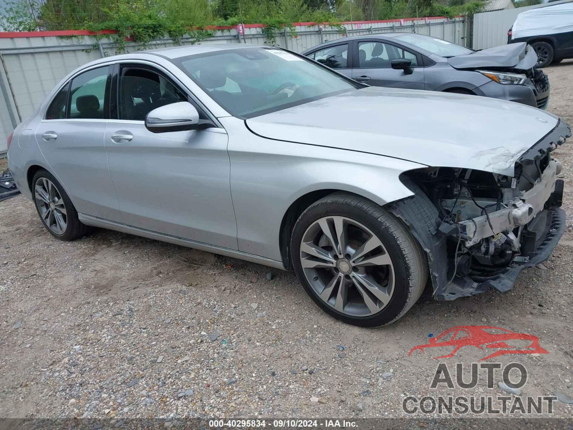 MERCEDES-BENZ C 300 2016 - 55SWF4JB6GU123487