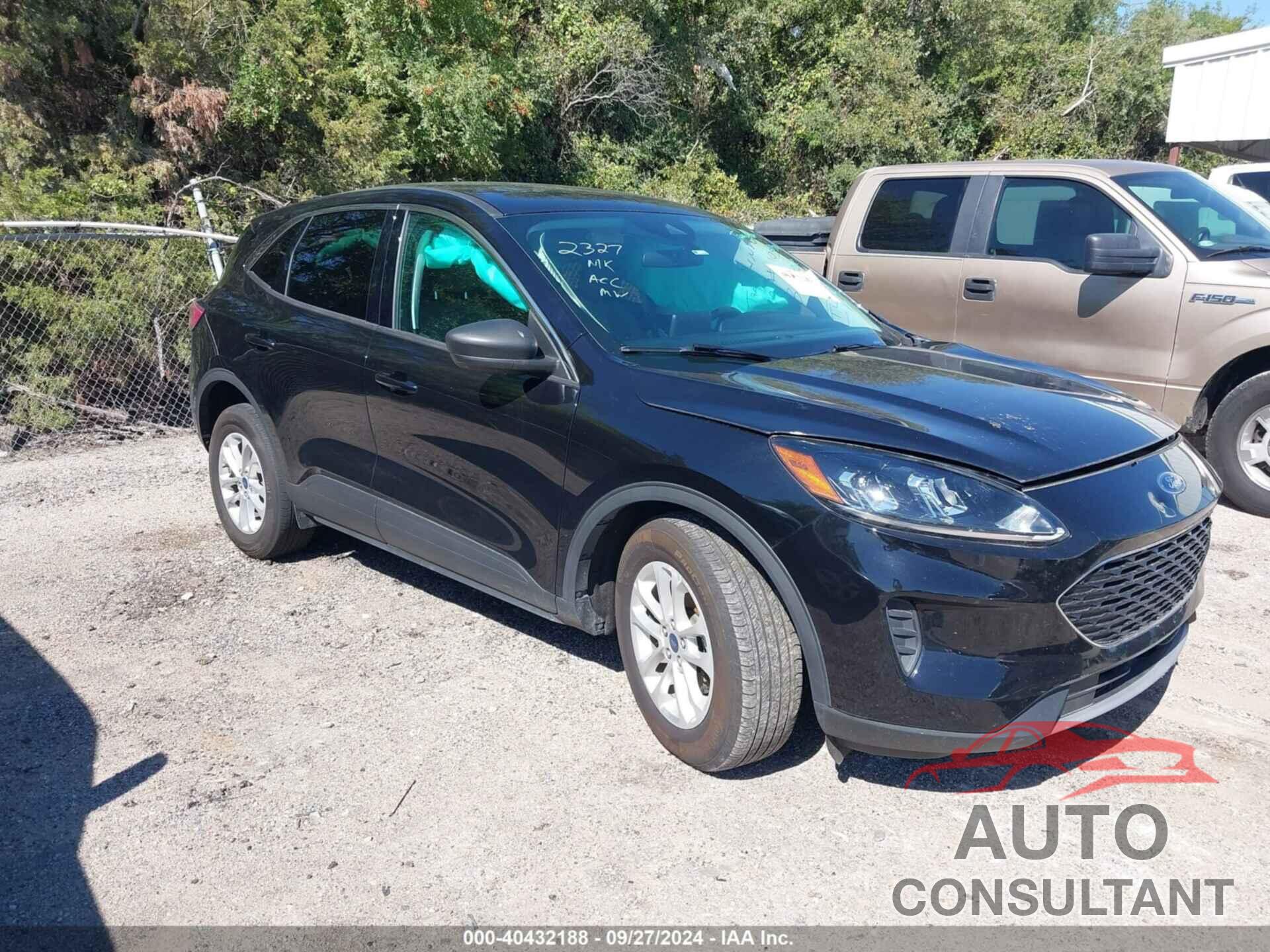 FORD ESCAPE 2022 - 1FMCU9BZ7NUA43621