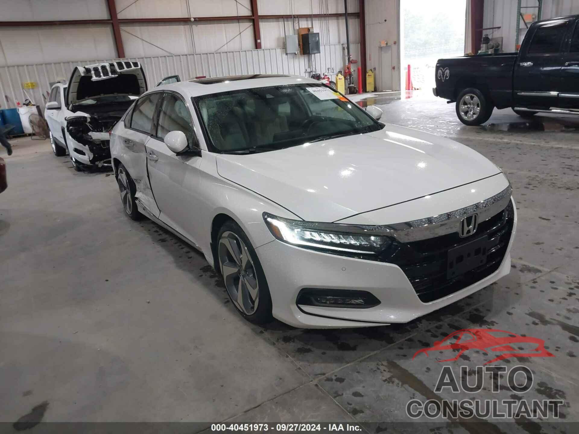 HONDA ACCORD 2019 - 1HGCV2F97KA017201