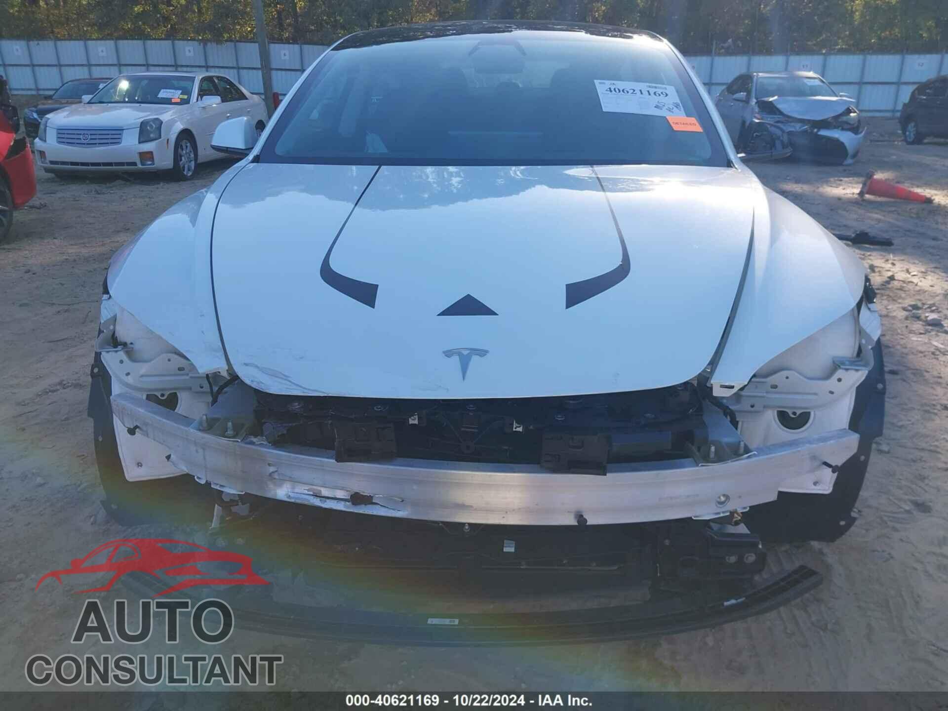 TESLA MODEL 3 2024 - 5YJ3E1EA7RF824775