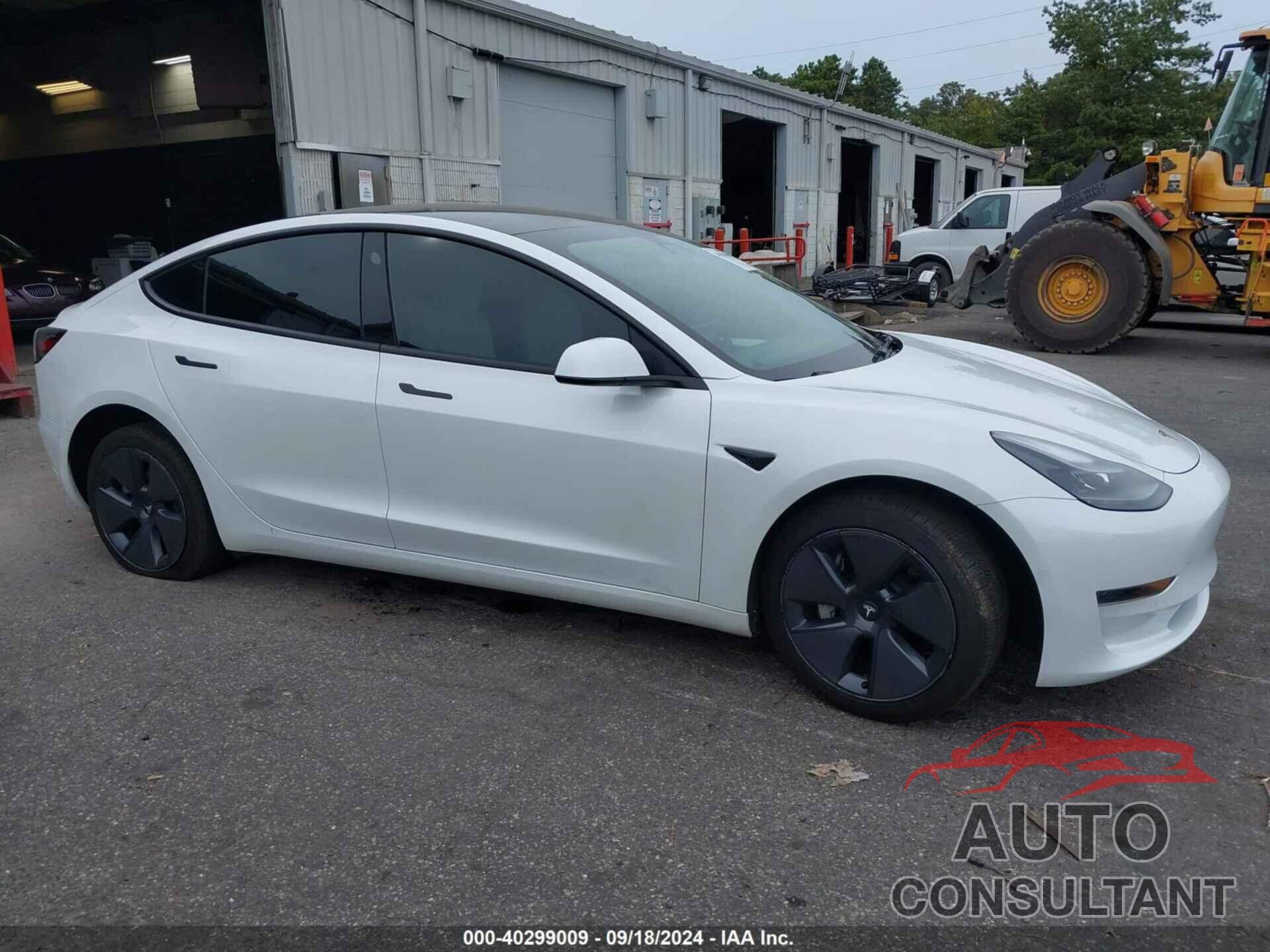 TESLA MODEL 3 2022 - 5YJ3E1EA8NF302988