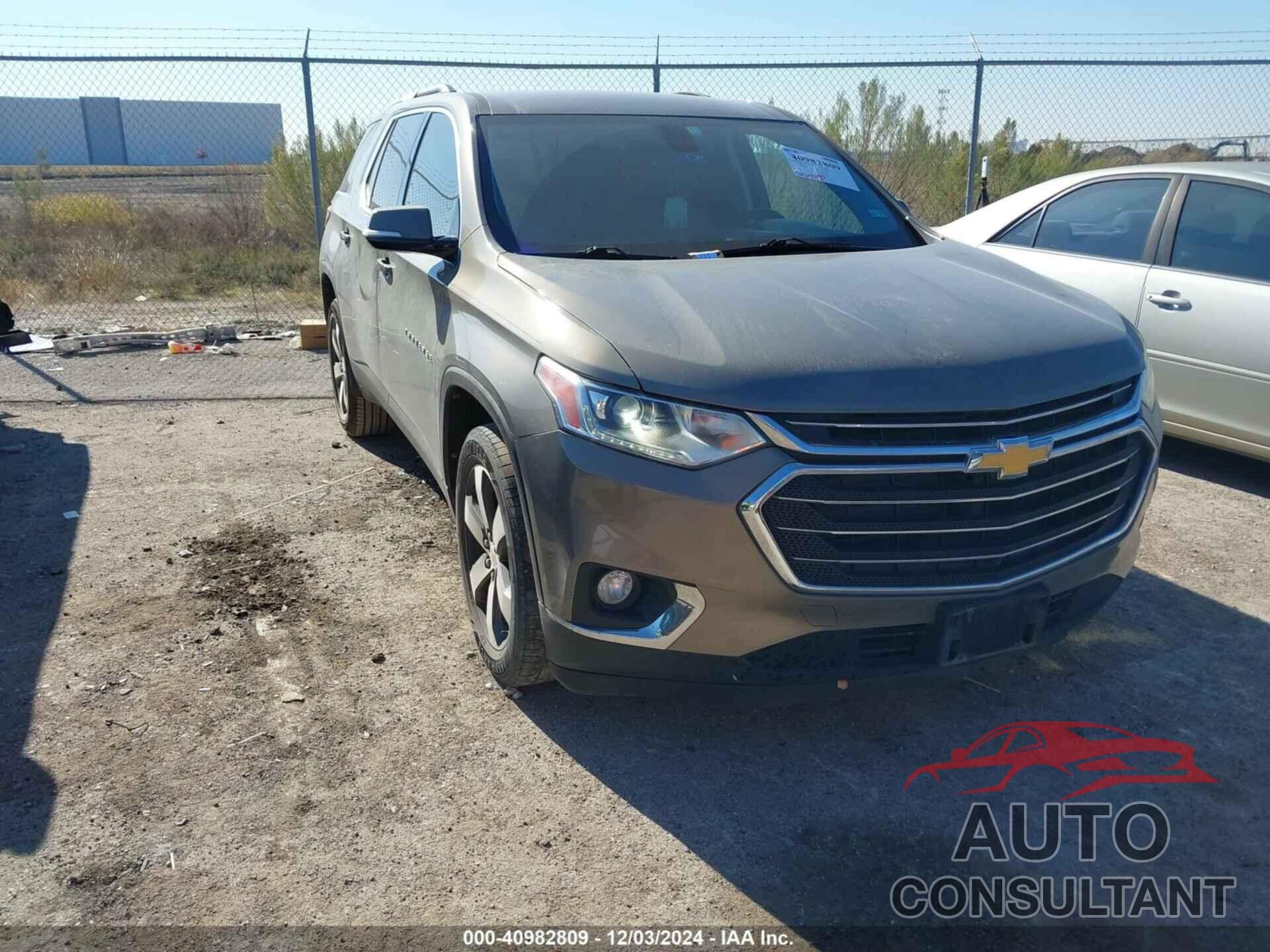 CHEVROLET TRAVERSE 2018 - 1GNERHKW8JJ114603