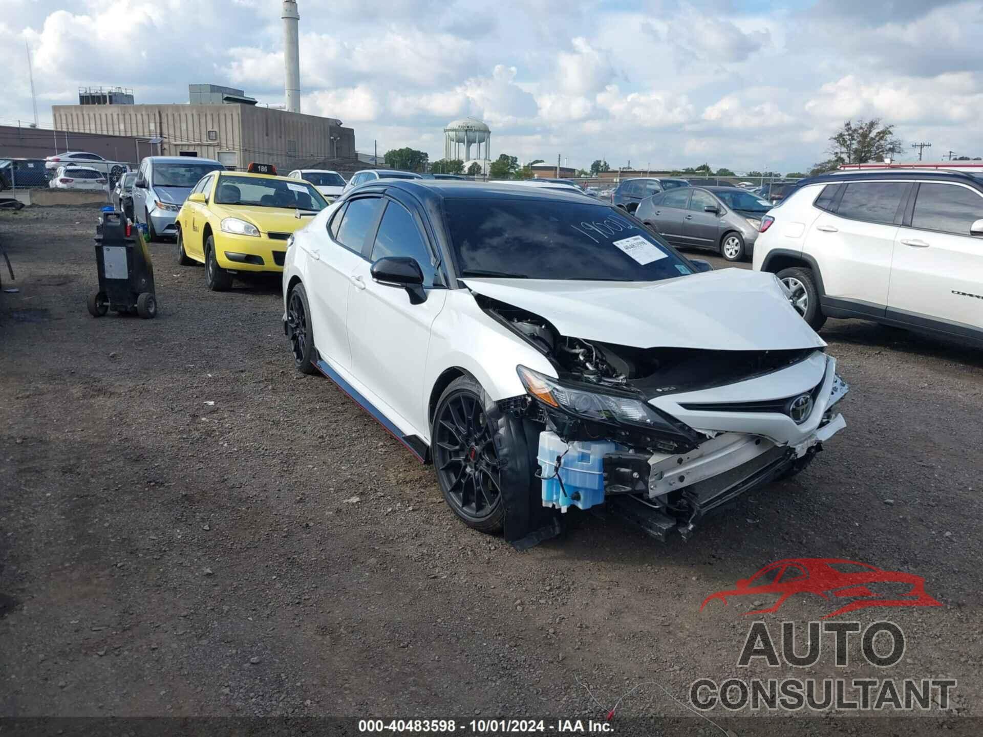 TOYOTA CAMRY 2024 - 4T1KZ1AK1RU093259