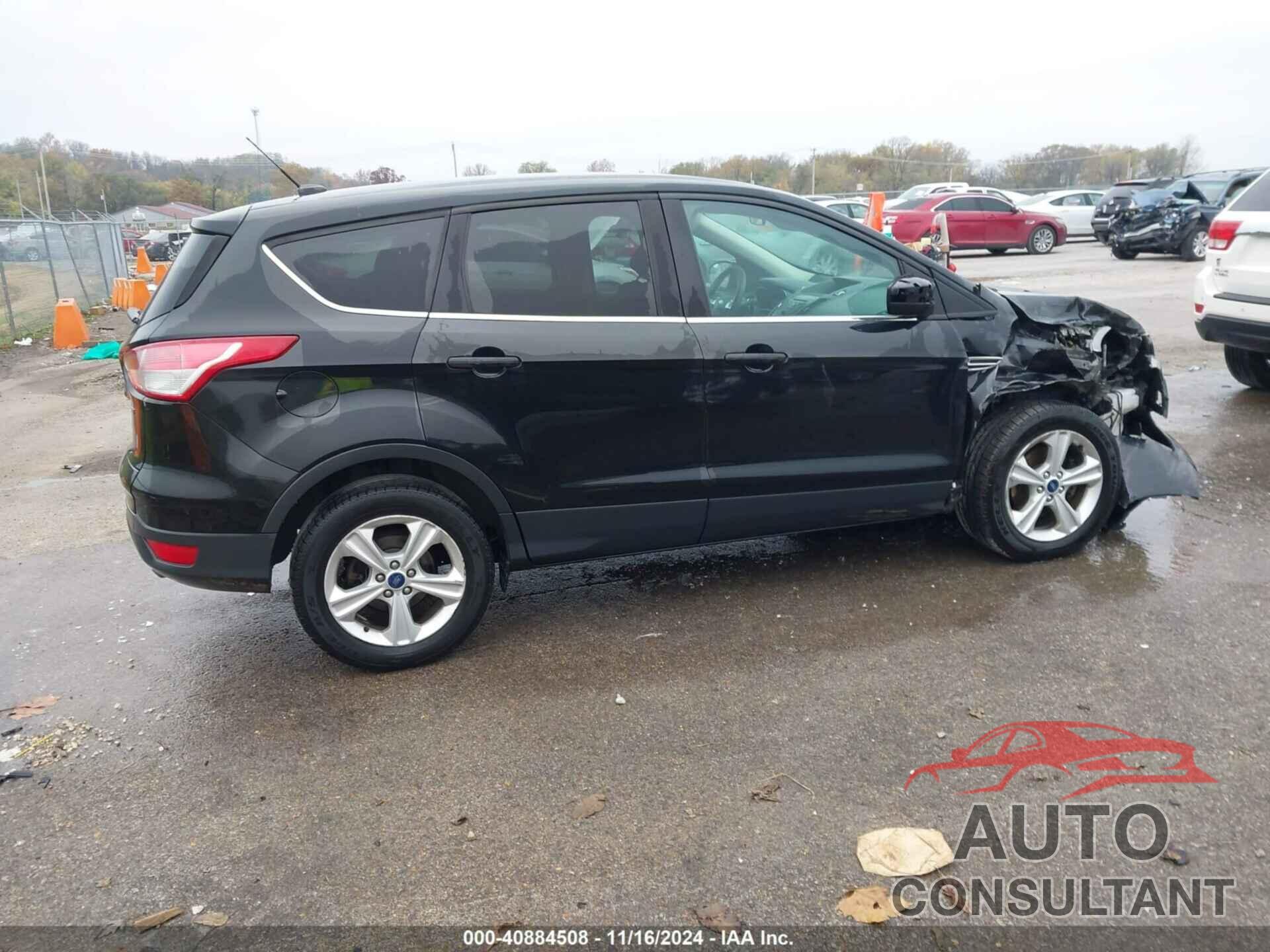 FORD ESCAPE 2015 - 1FMCU0G71FUA91457