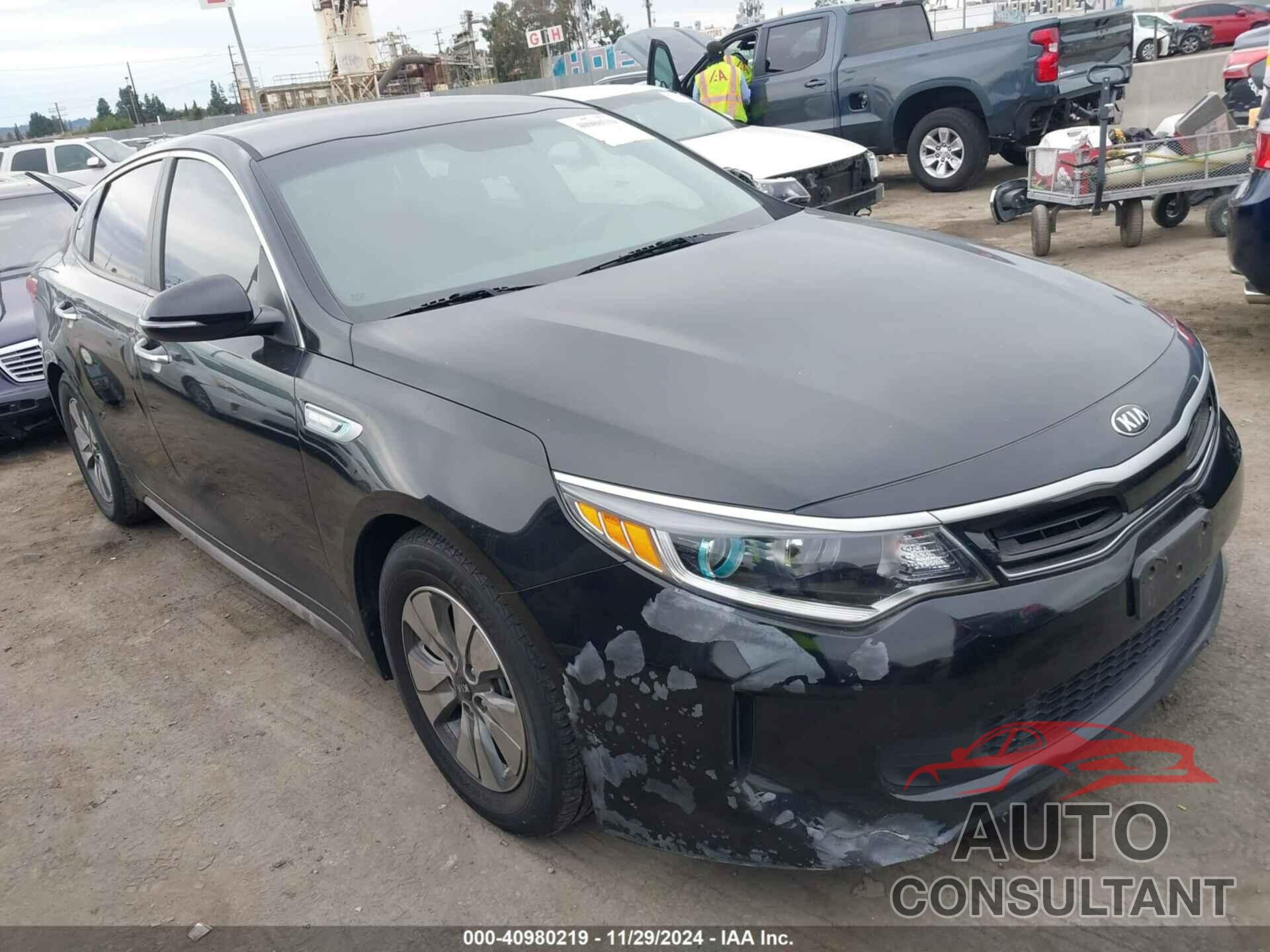 KIA OPTIMA HYBRID 2017 - KNAGT4LE1H5012979