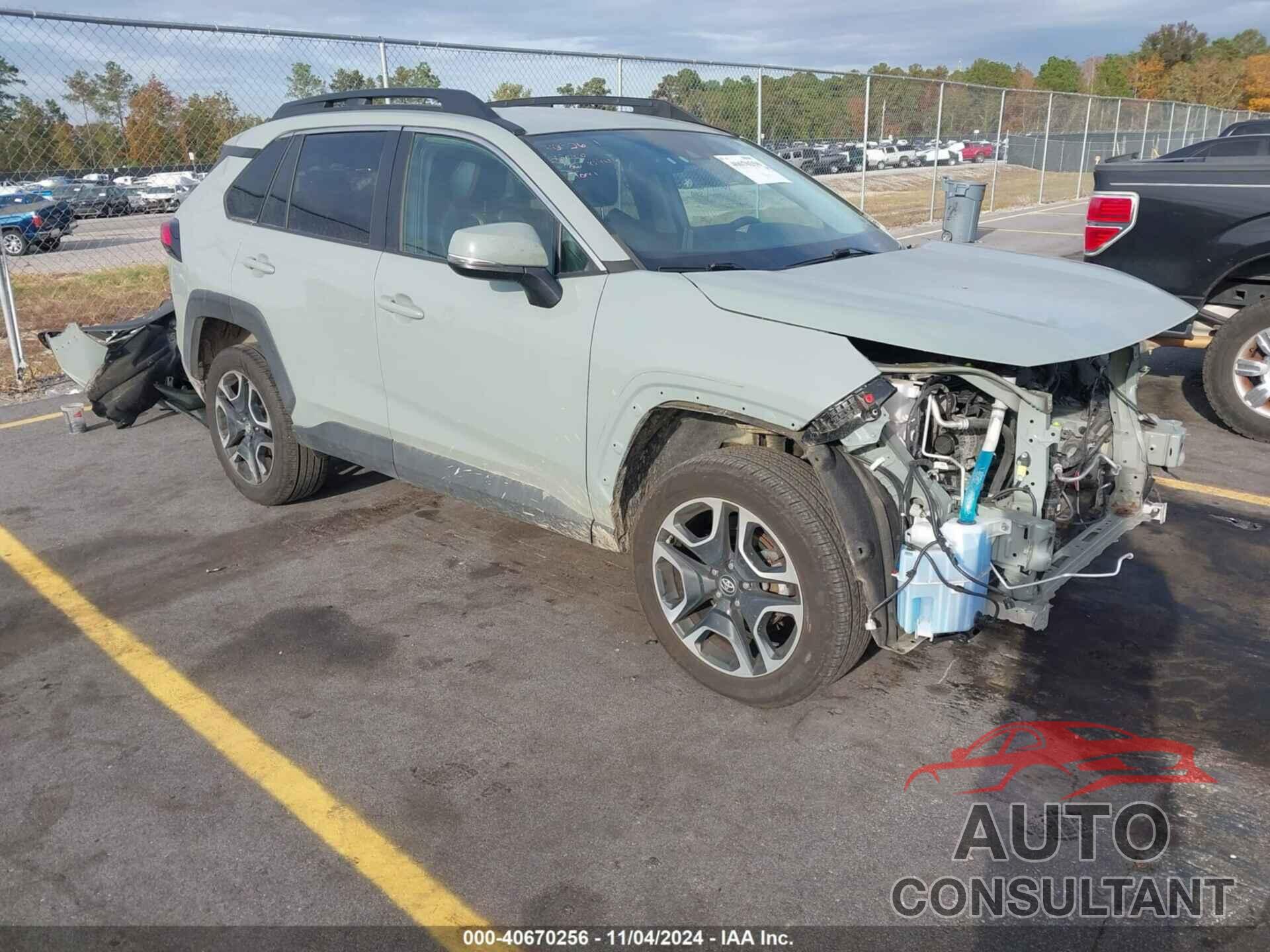 TOYOTA RAV4 2019 - 2T3J1RFV4KW007721