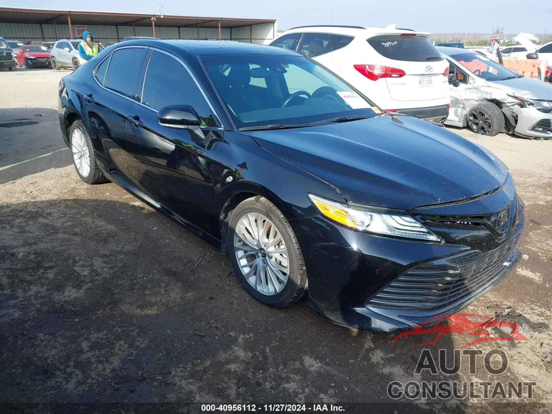 TOYOTA CAMRY 2018 - 4T1BZ1HK3JU007475