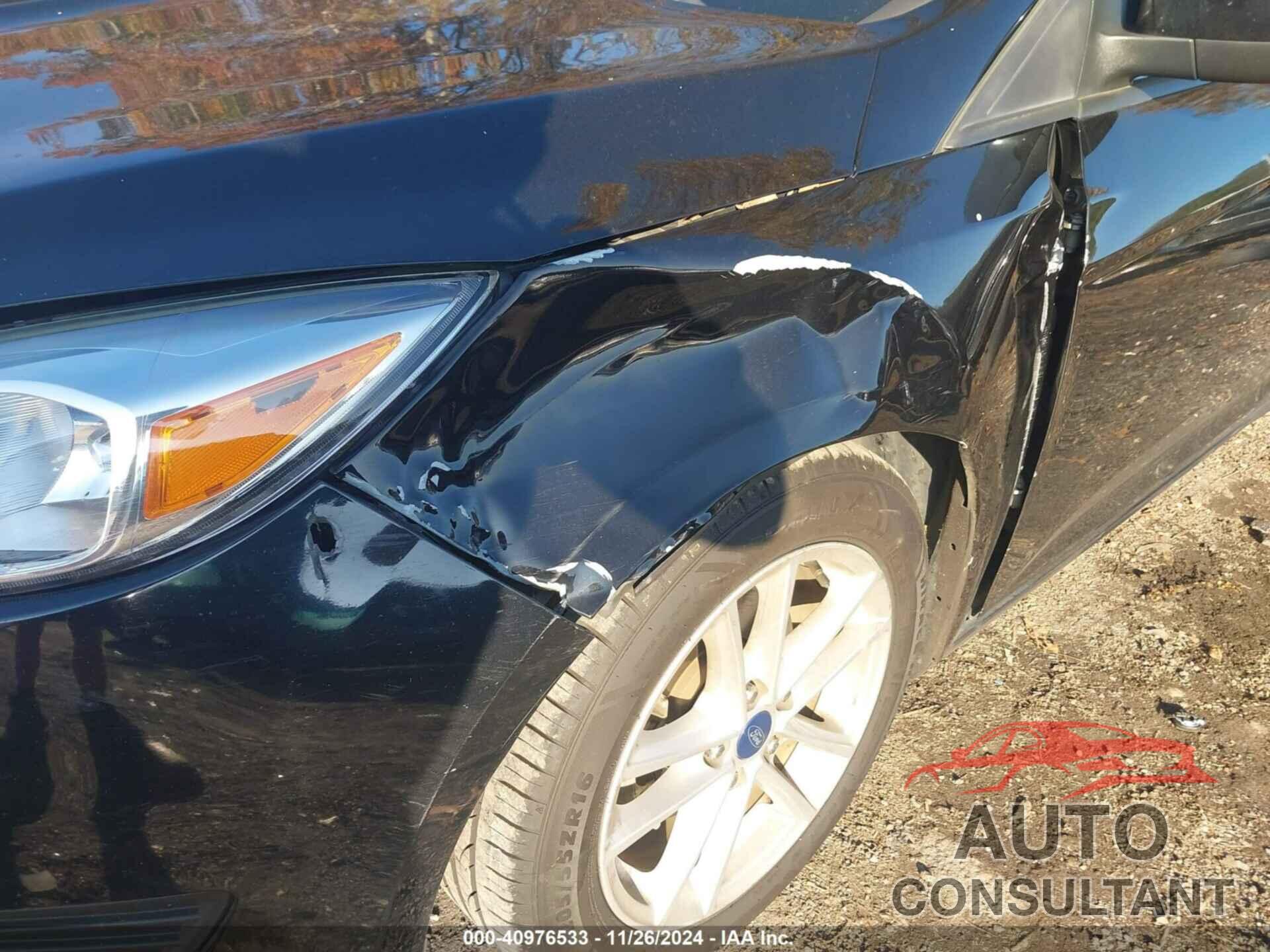 FORD FOCUS 2018 - 1FADP3K23JL307973