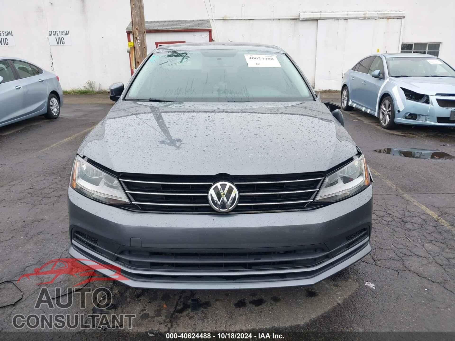 VOLKSWAGEN JETTA 2017 - 3VW2B7AJ7HM319761