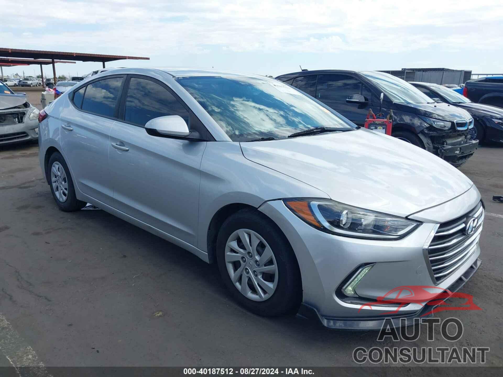 HYUNDAI ELANTRA 2018 - 5NPD74LF9JH370534