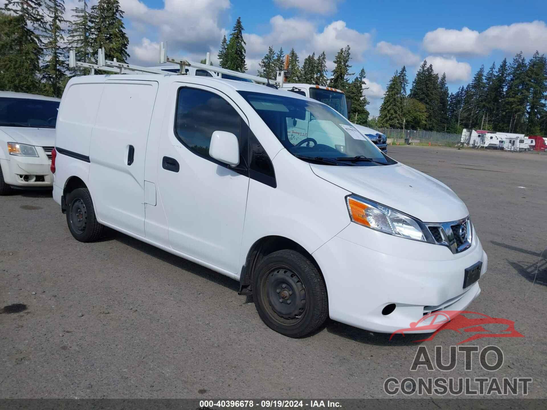 NISSAN NV200 2017 - 3N6CM0KN1HK721648