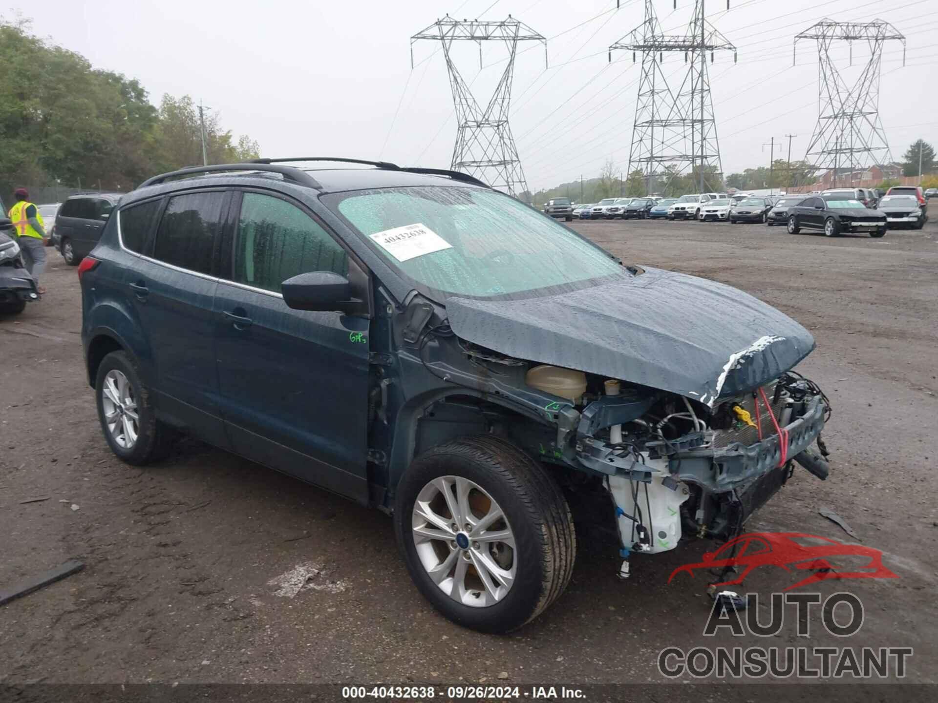 FORD ESCAPE 2019 - 1FMCU9HD9KUA10465