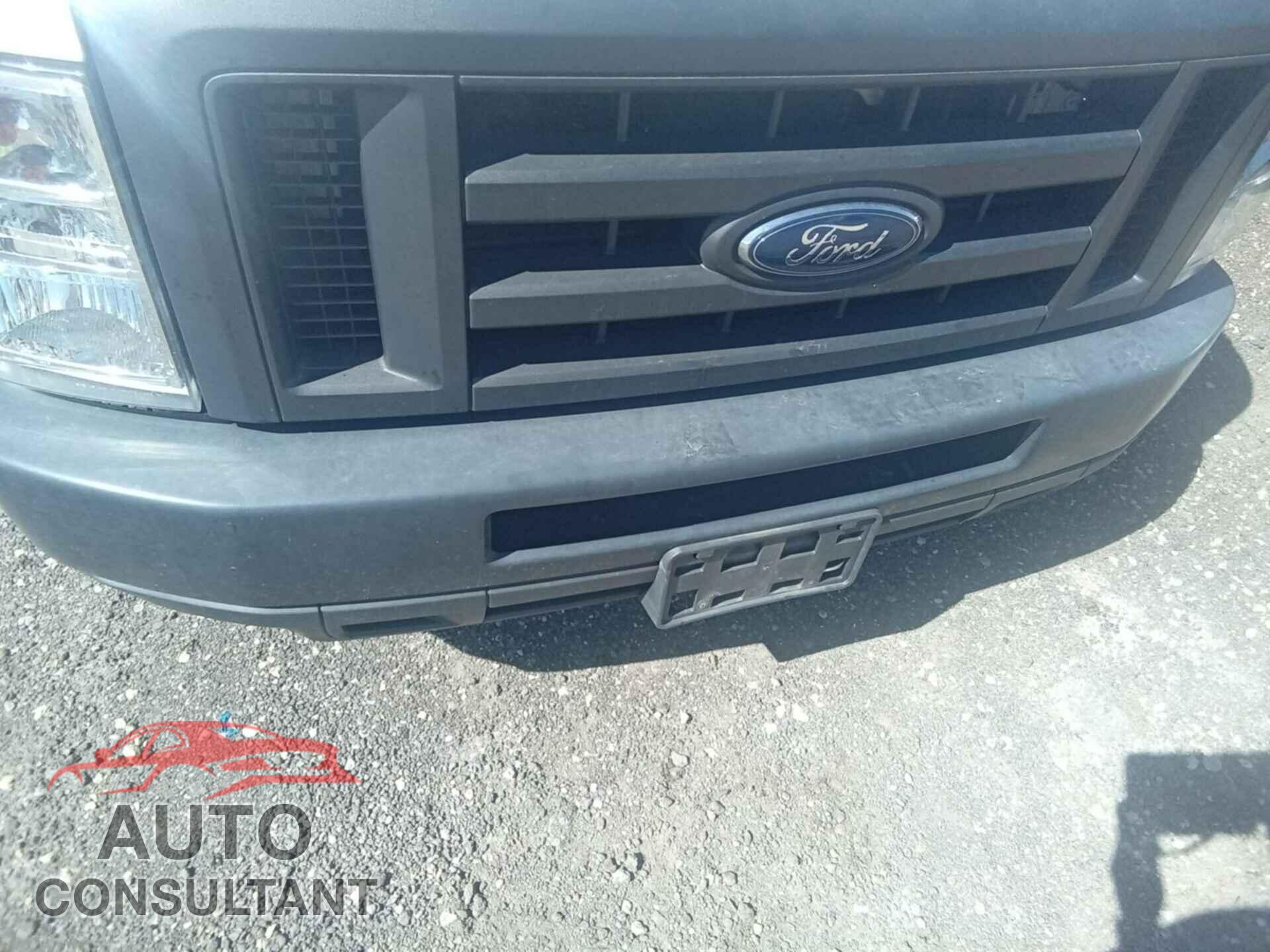 FORD ECONOLINE 2018 - 1FDXE4FS7JDC18930