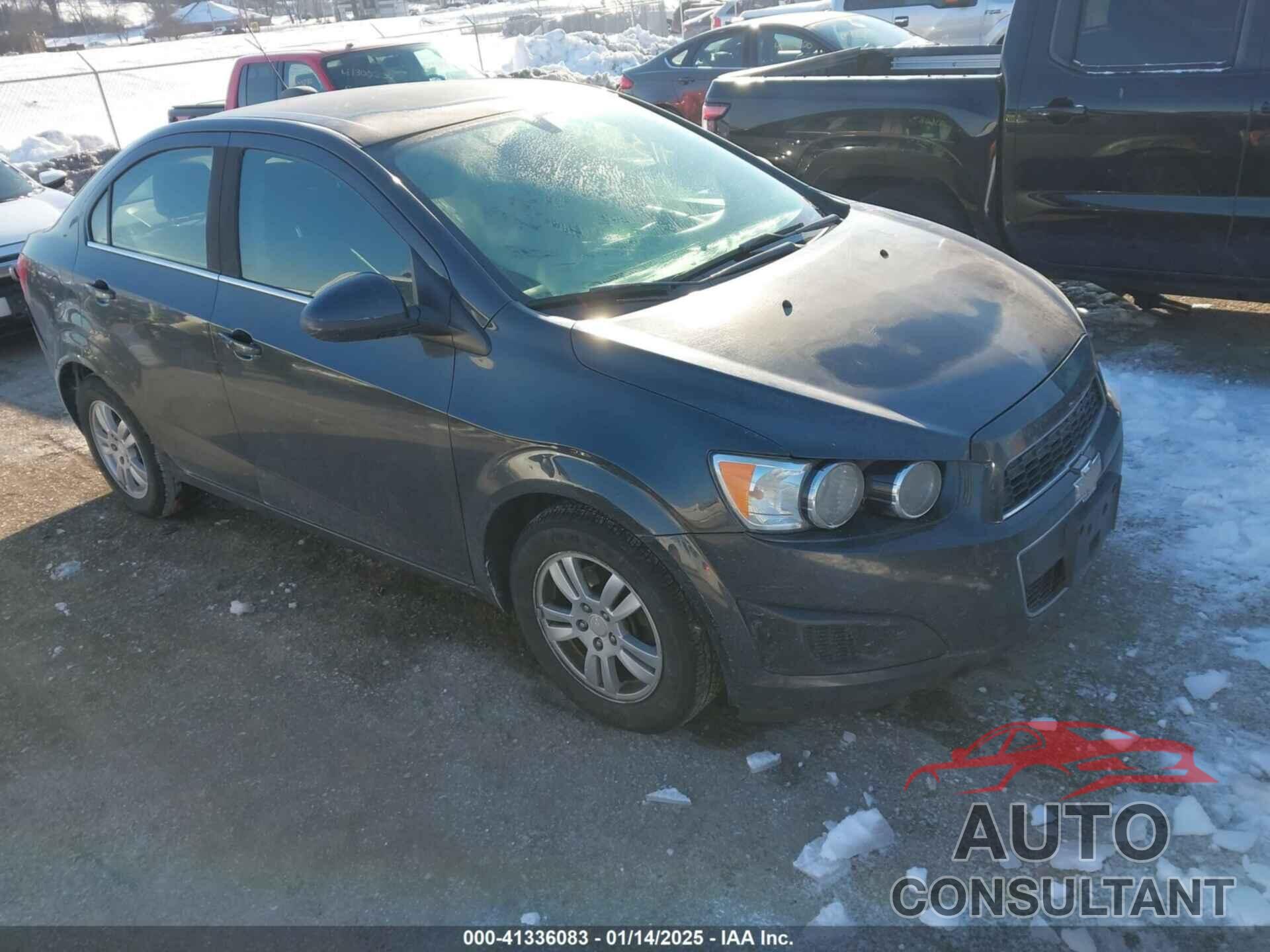 CHEVROLET SONIC 2015 - 1G1JC5SG6F4211491
