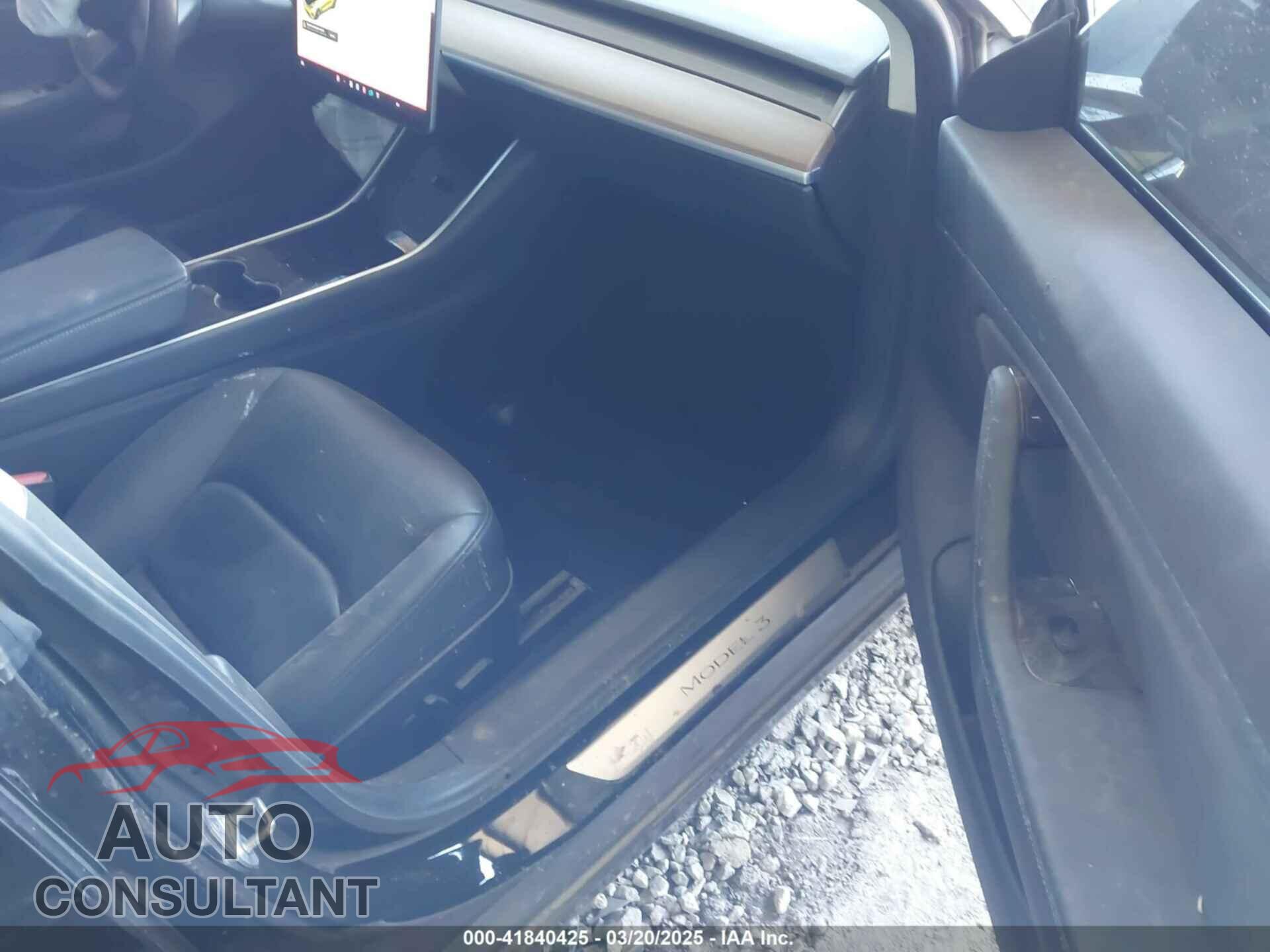 TESLA MODEL 3 2019 - 5YJ3E1EA4KF399151