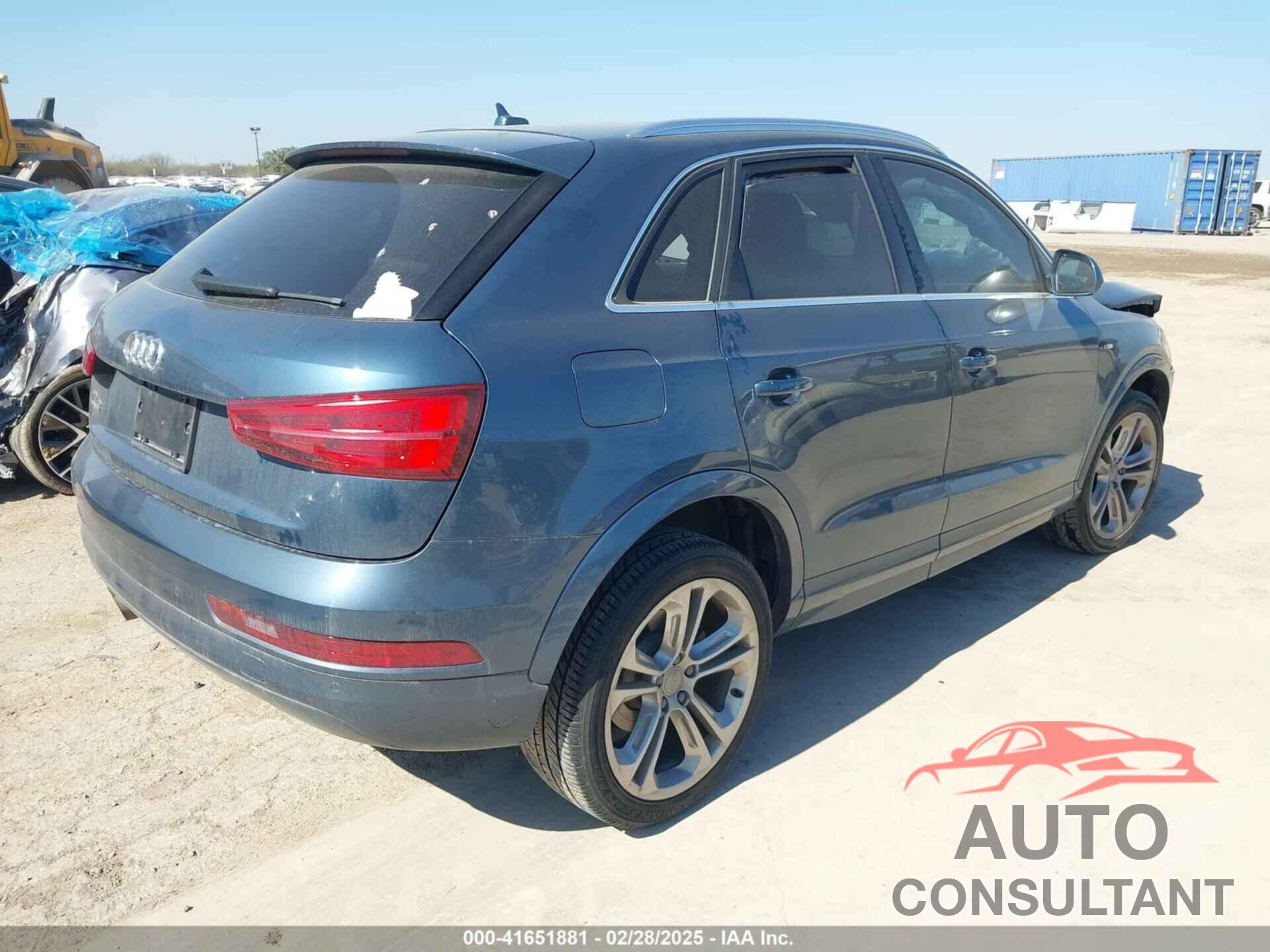 AUDI Q3 2018 - WA1HCCFS8JR000257