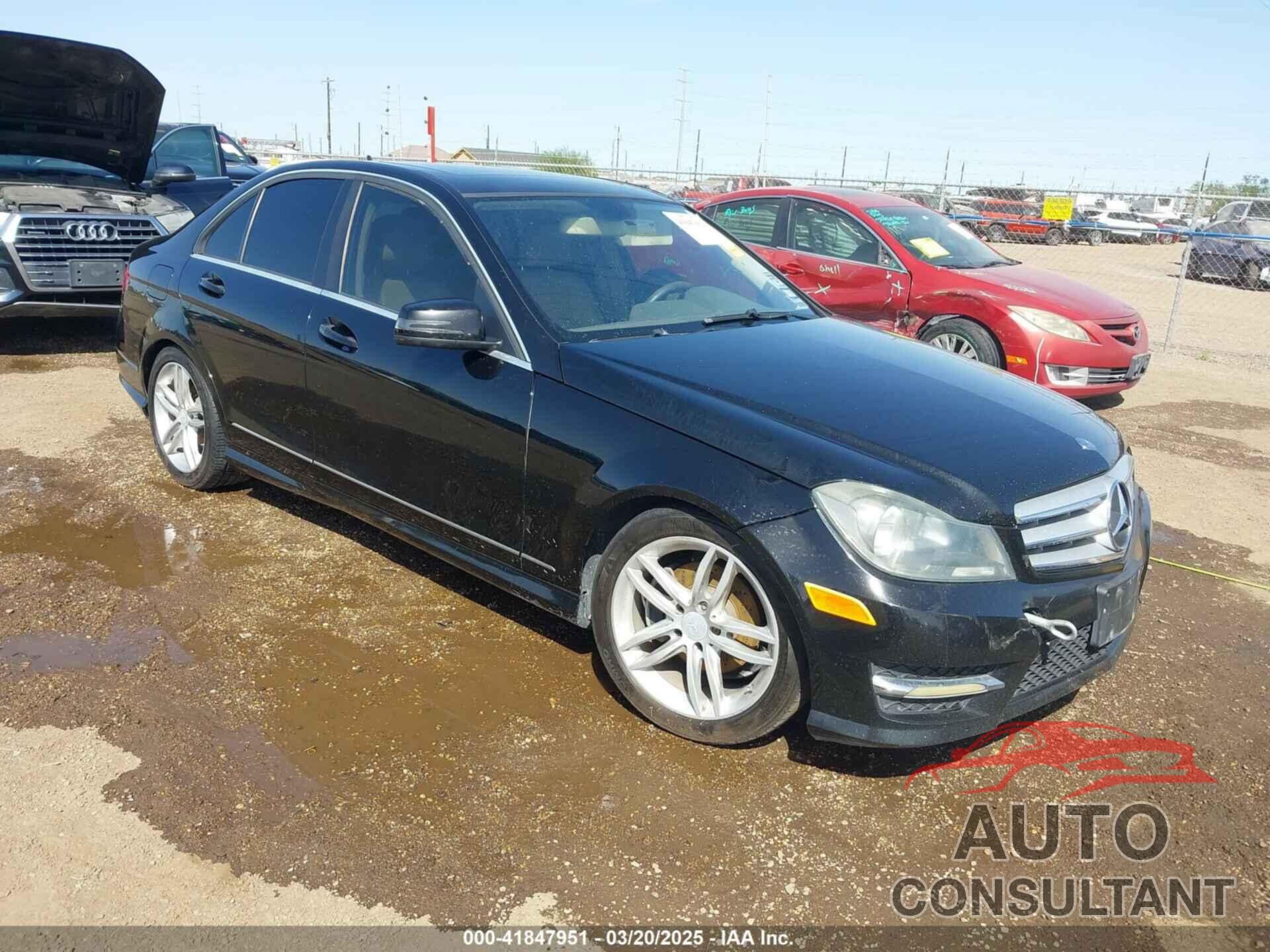 MERCEDES-BENZ C 250 2013 - WDDGF4HB7DR260199