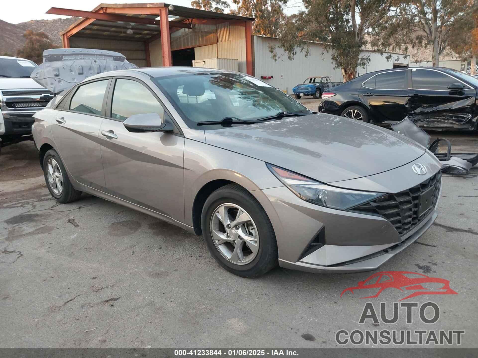 HYUNDAI ELANTRA 2021 - KMHLL4AG9MU070257