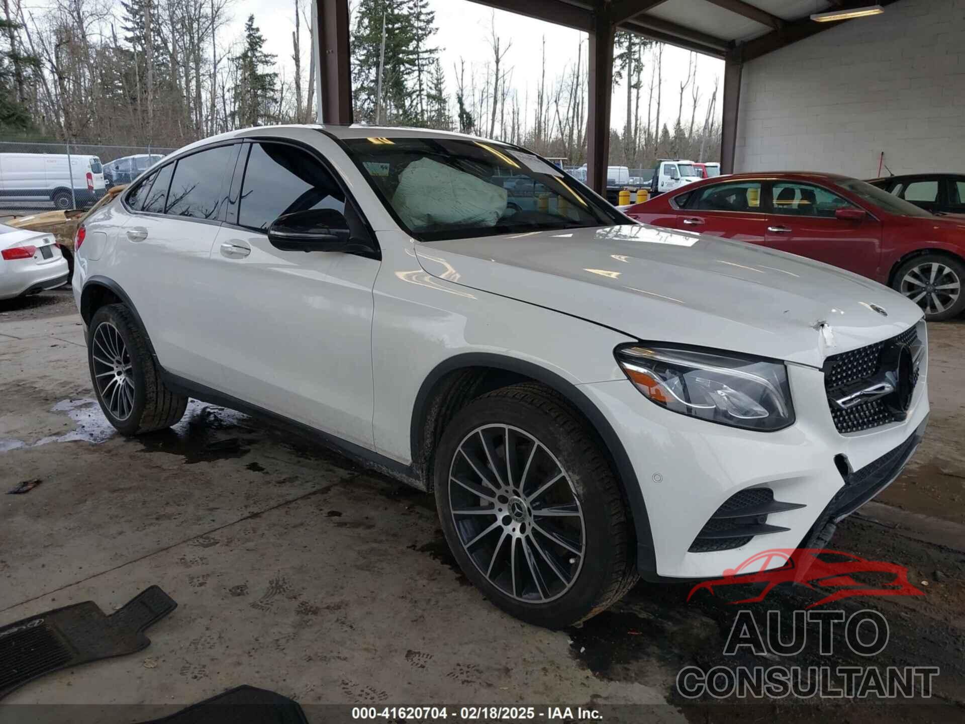 MERCEDES-BENZ GLC 300 COUPE 2019 - WDC0J4KB2KF660103