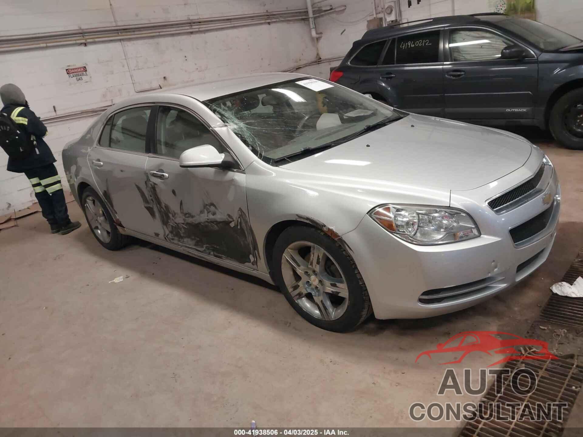 CHEVROLET MALIBU 2011 - 1G1ZD5EU8BF369007