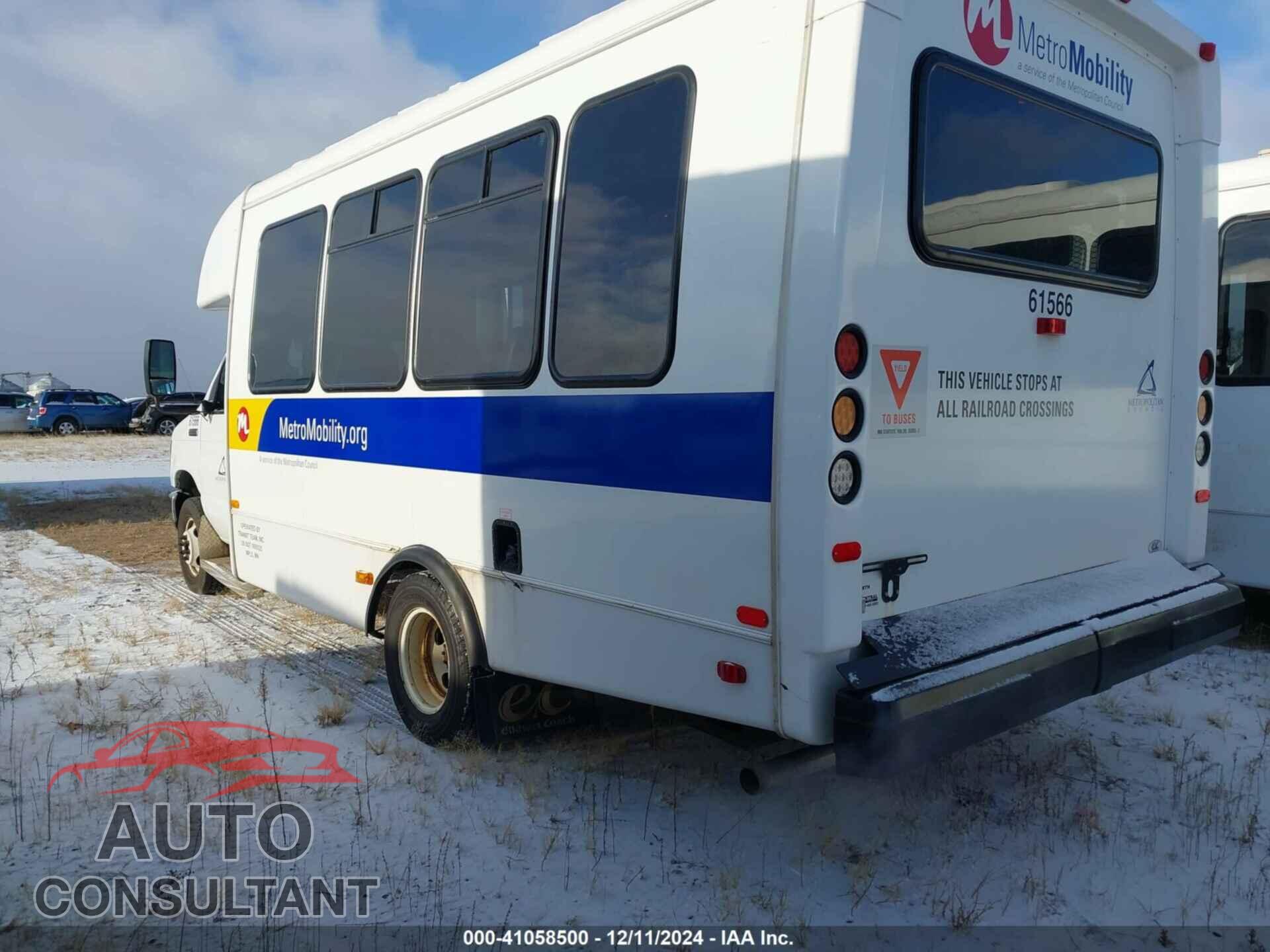 FORD E-450 CUTAWAY 2017 - 1FDFE4FS3HDC33608