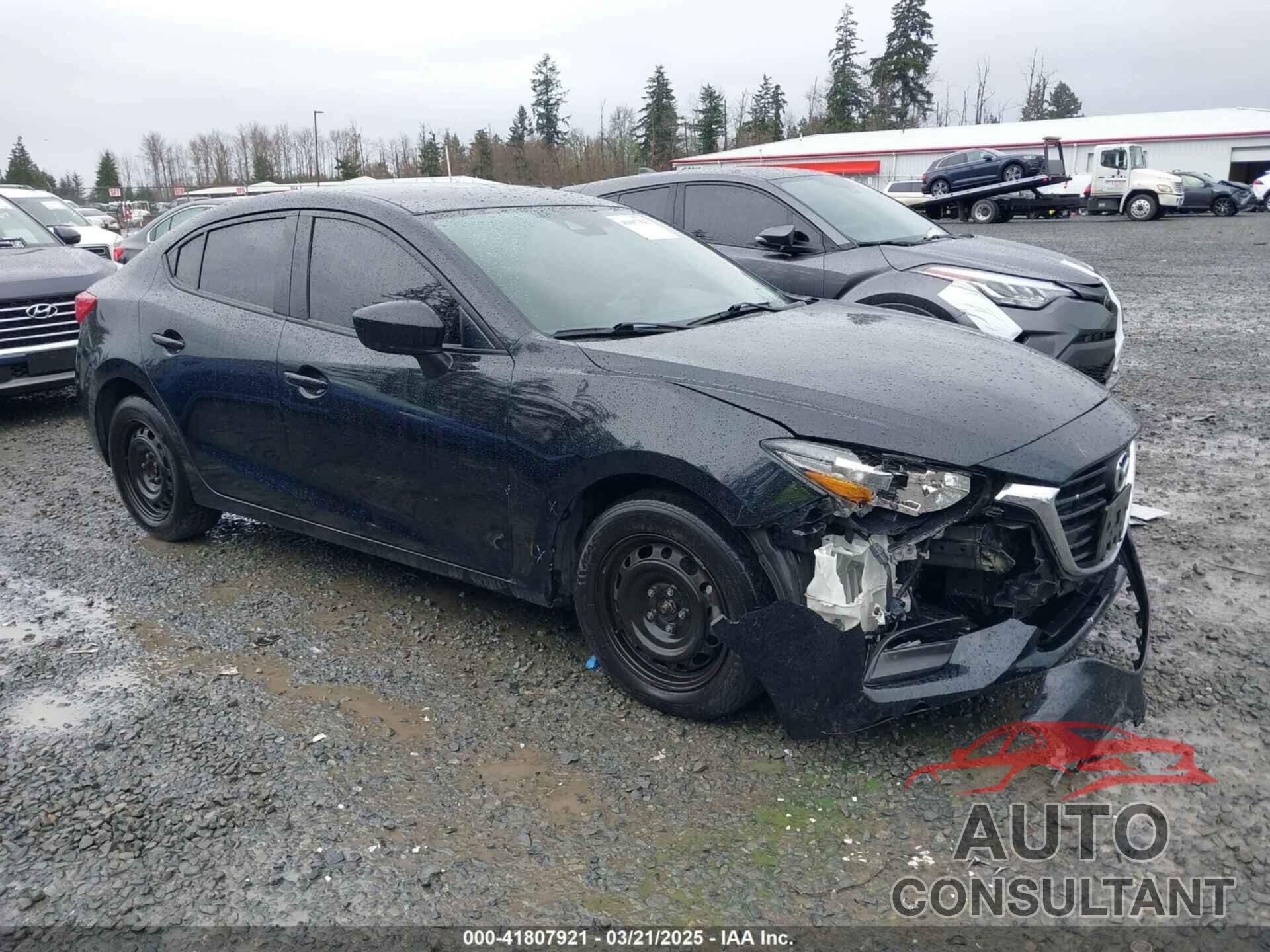 MAZDA MAZDA3 2018 - 3MZBN1U75JM167263