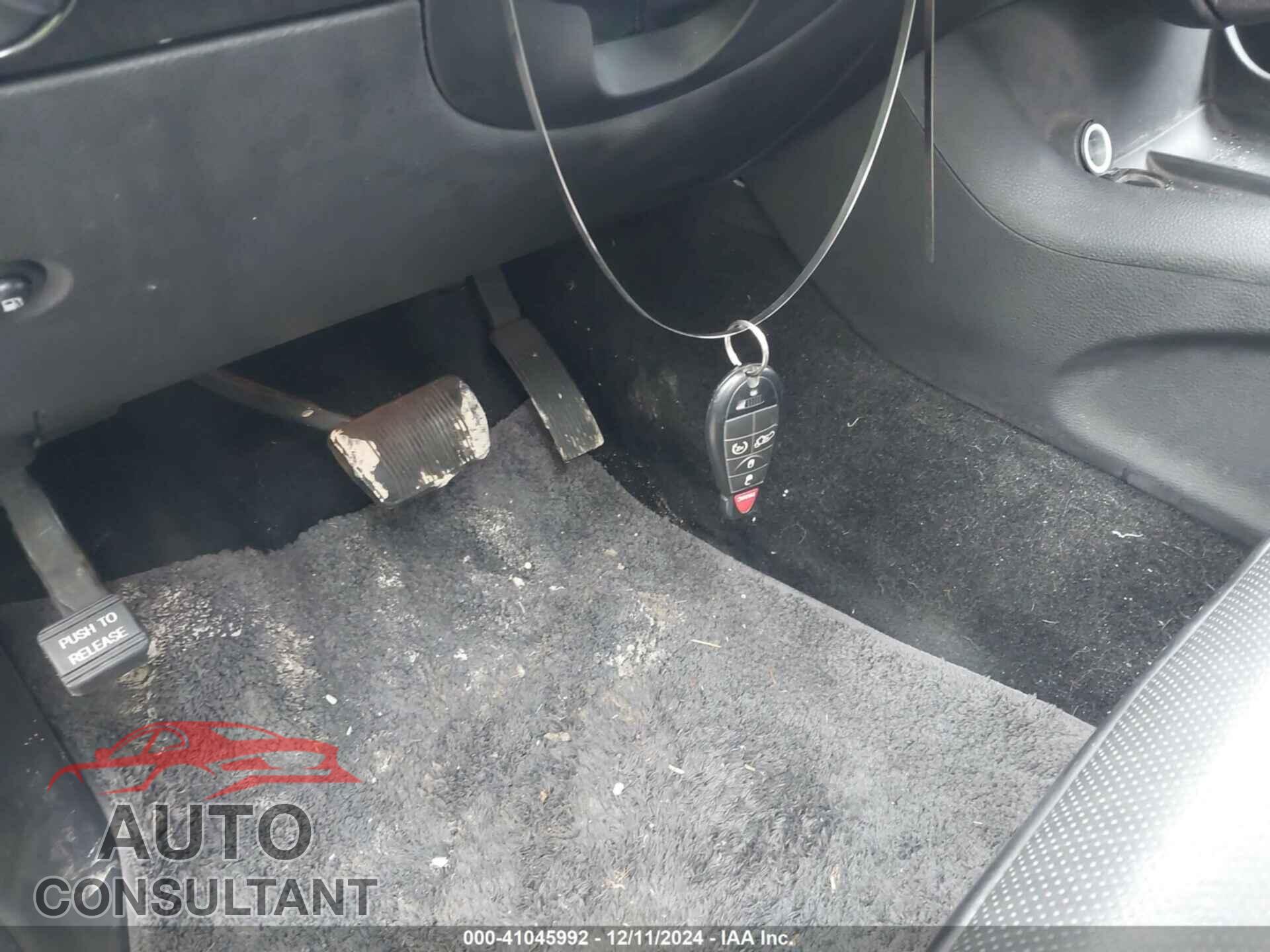 DODGE DURANGO 2013 - 1C4RDJEG6DC638023