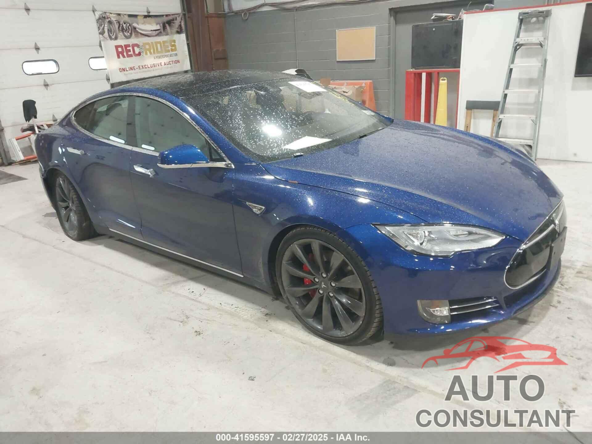TESLA MODEL S 2015 - 5YJSA1E44FF105819