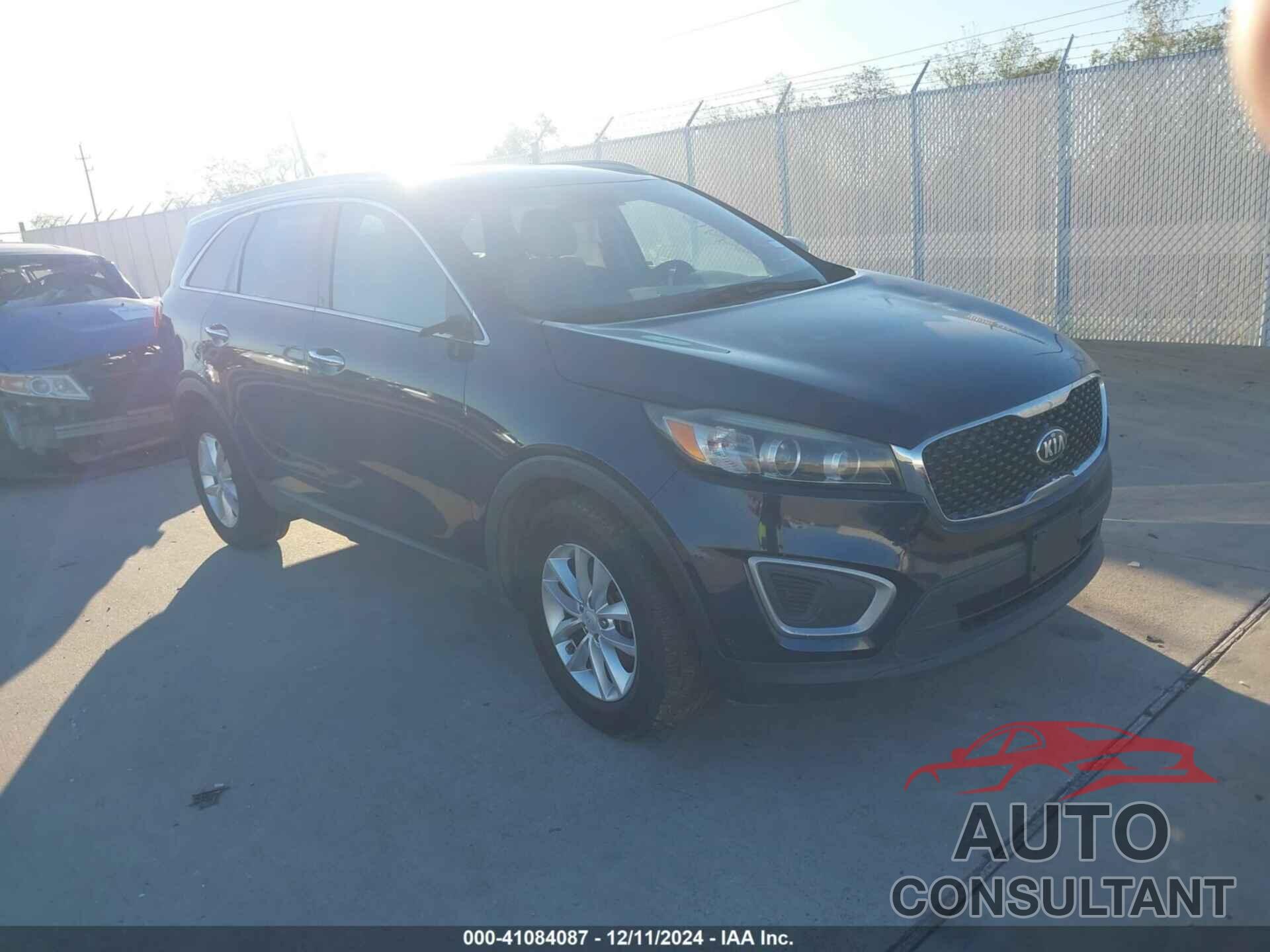 KIA SORENTO 2017 - 5XYPG4A55HG338169