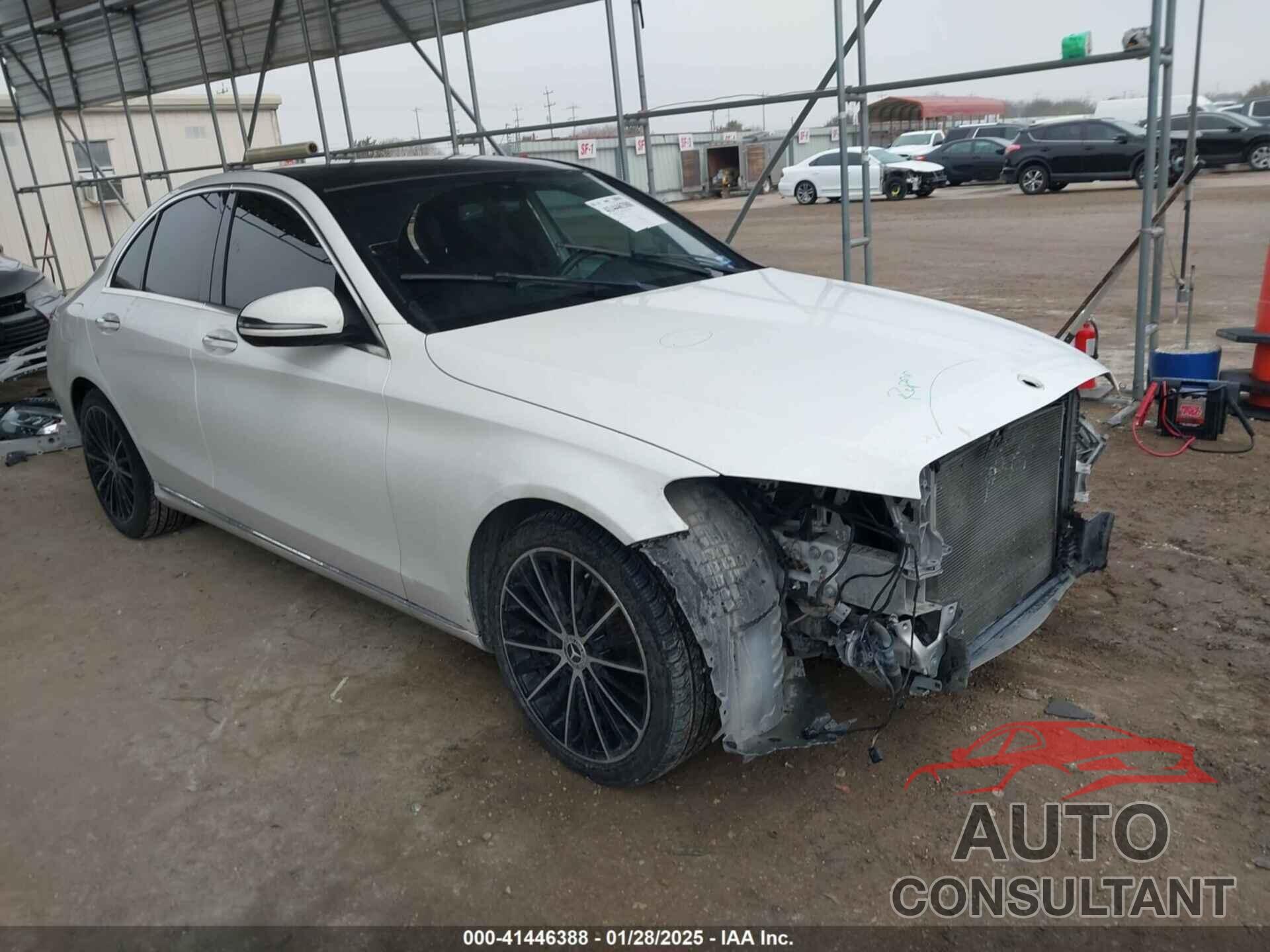 MERCEDES-BENZ C 300 2019 - 55SWF8DB1KU313208