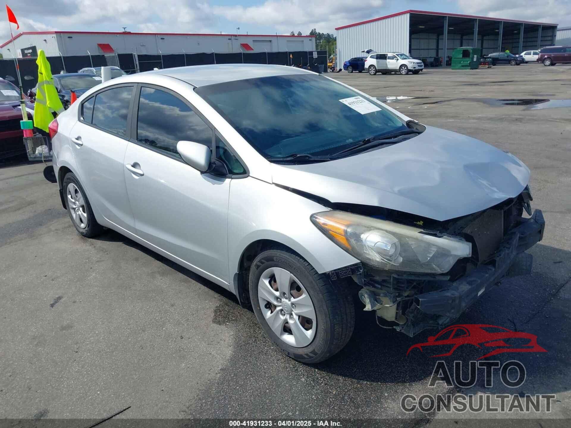KIA FORTE 2016 - KNAFK4A69G5618572