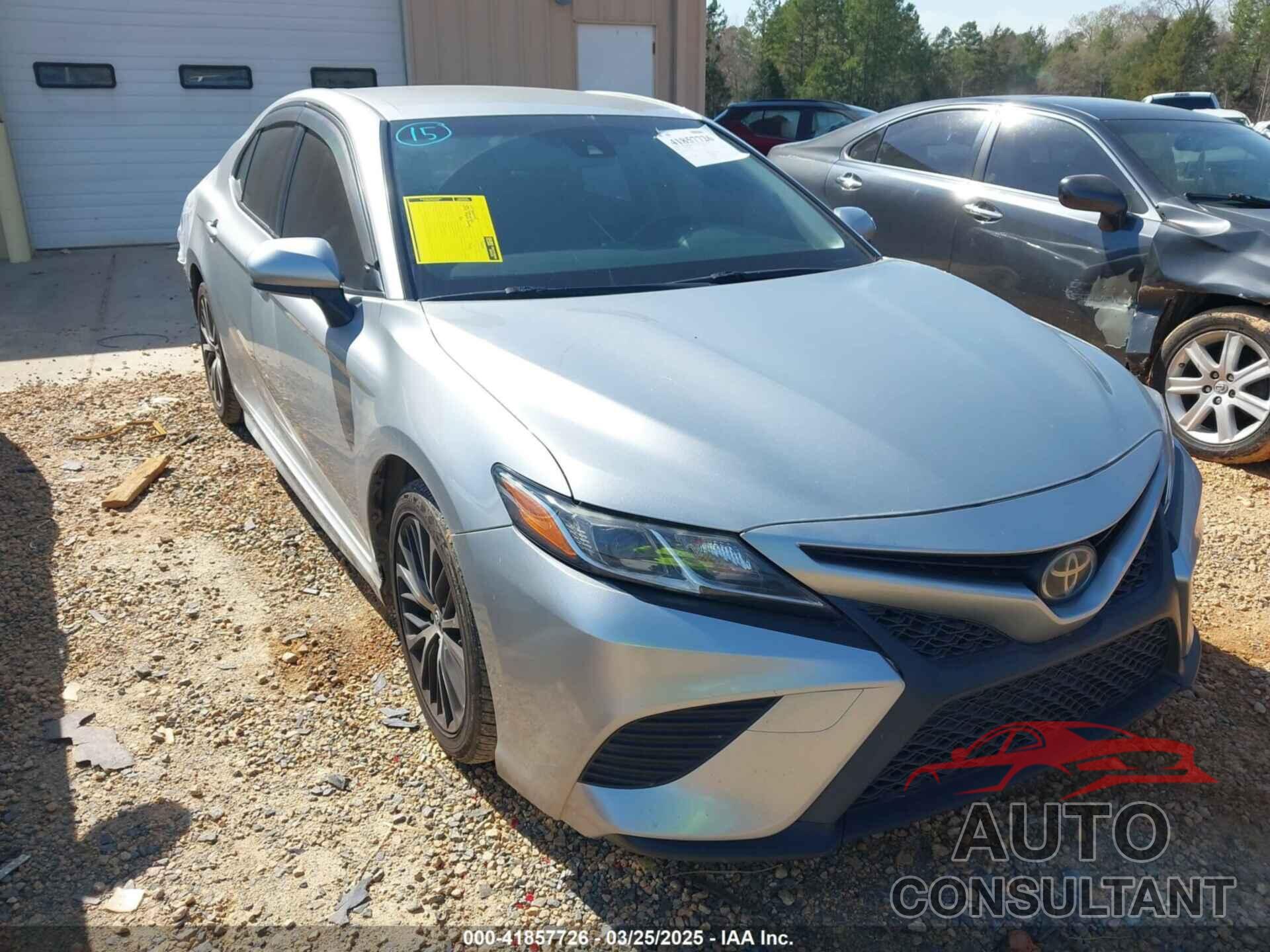 TOYOTA CAMRY 2018 - JTNB11HK5J3027403