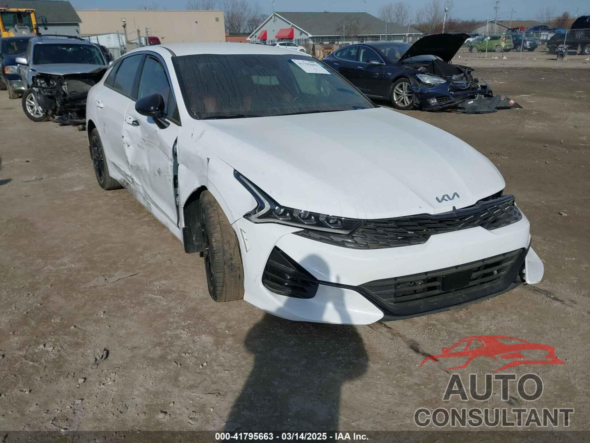 KIA K5 2024 - 5XXG64J20RG259832
