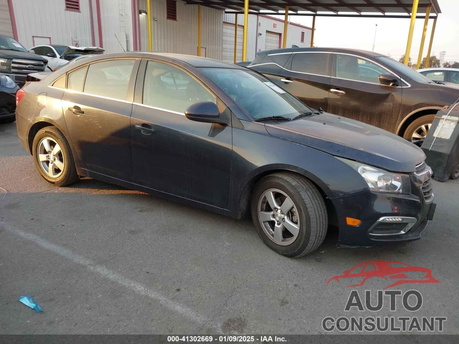 CHEVROLET CRUZE 2015 - 1G1PC5SB4F7282136