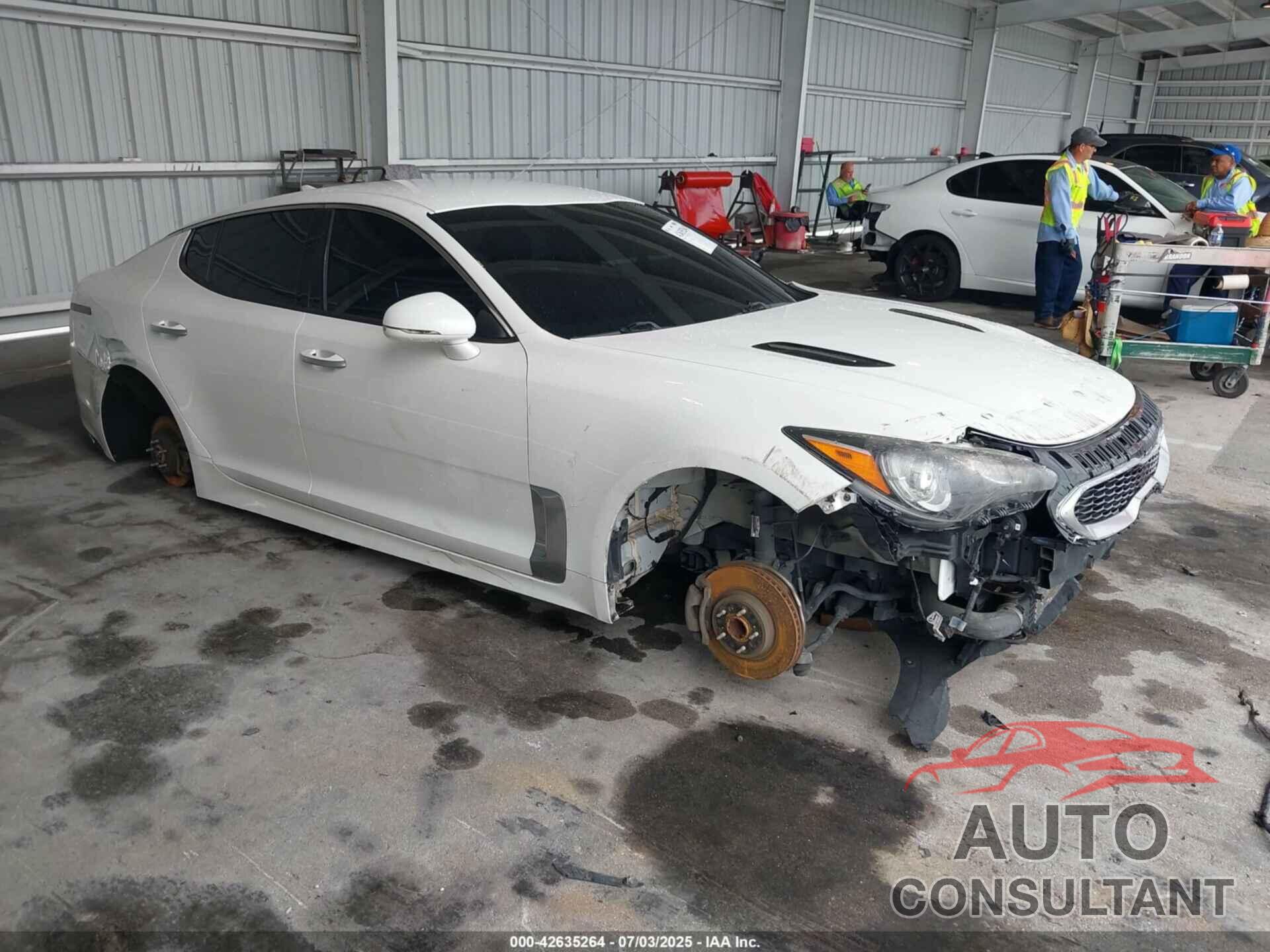 KIA STINGER 2018 - KNAE15LAXJ6031398