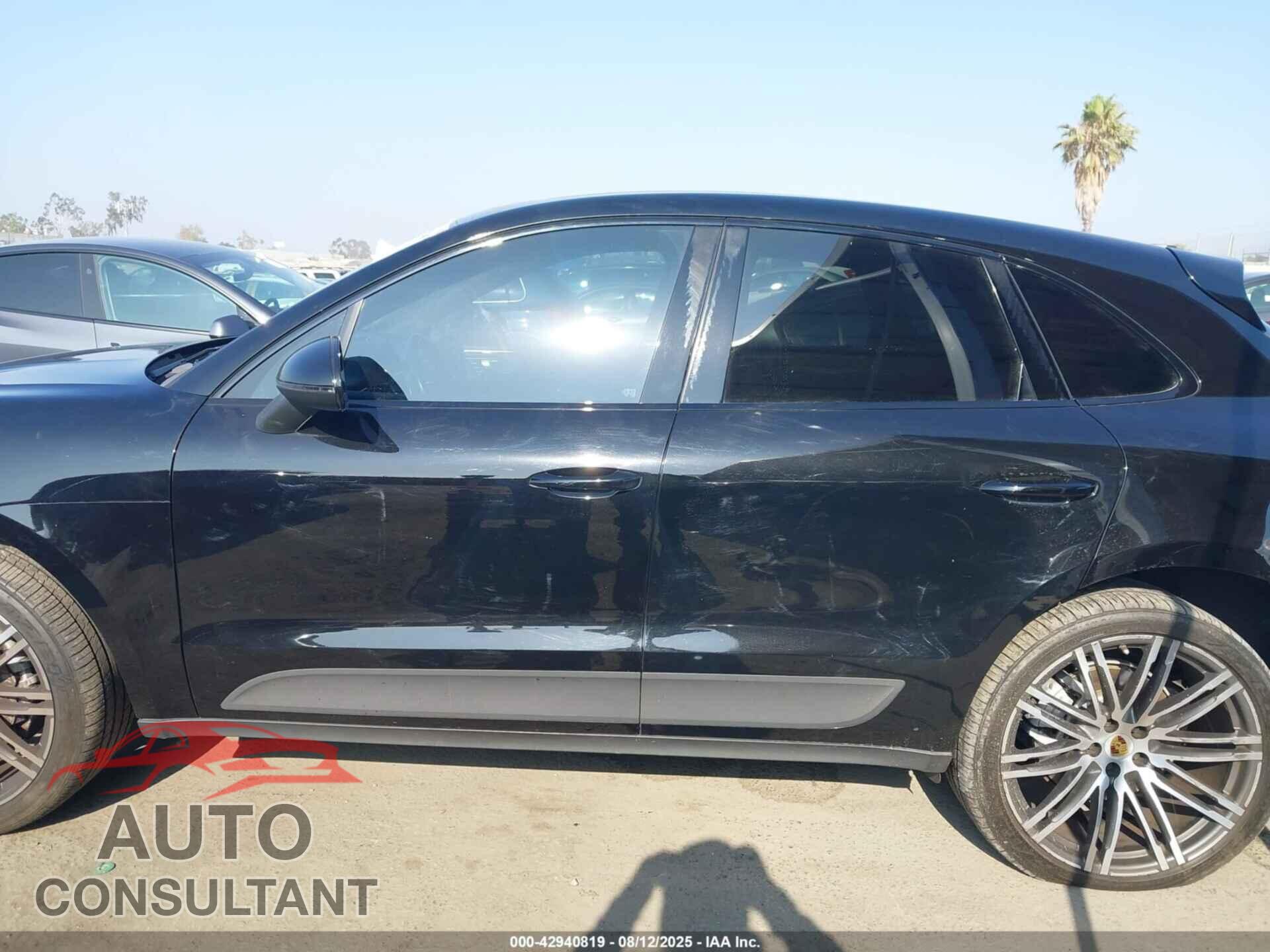 PORSCHE MACAN 2015 - WP1AB2A58FLB42655