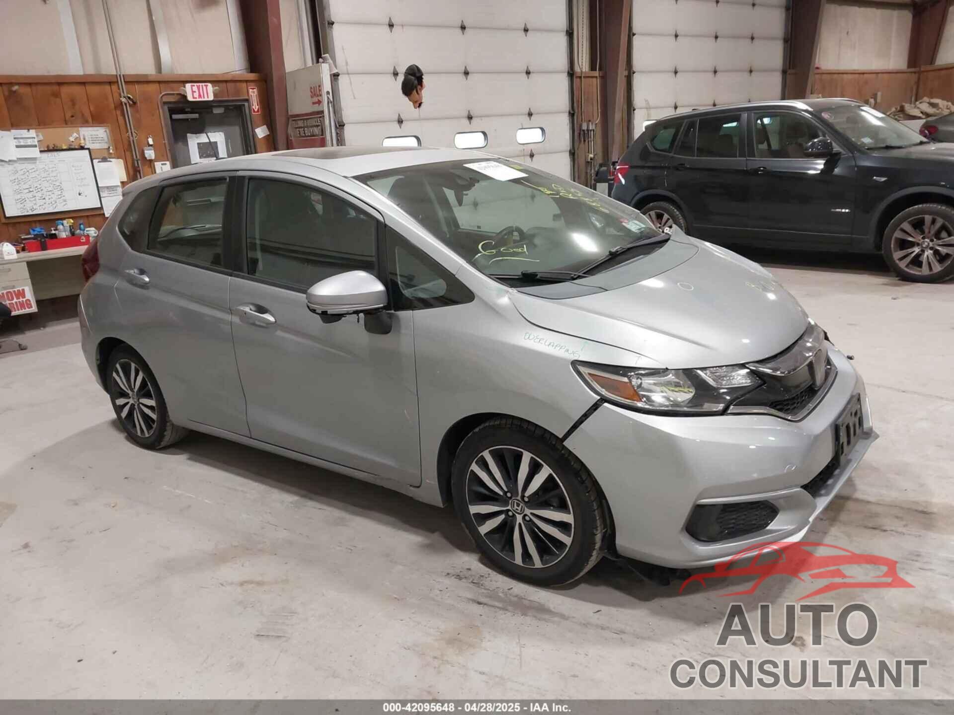 HONDA FIT 2018 - 3HGGK5H82JM710453