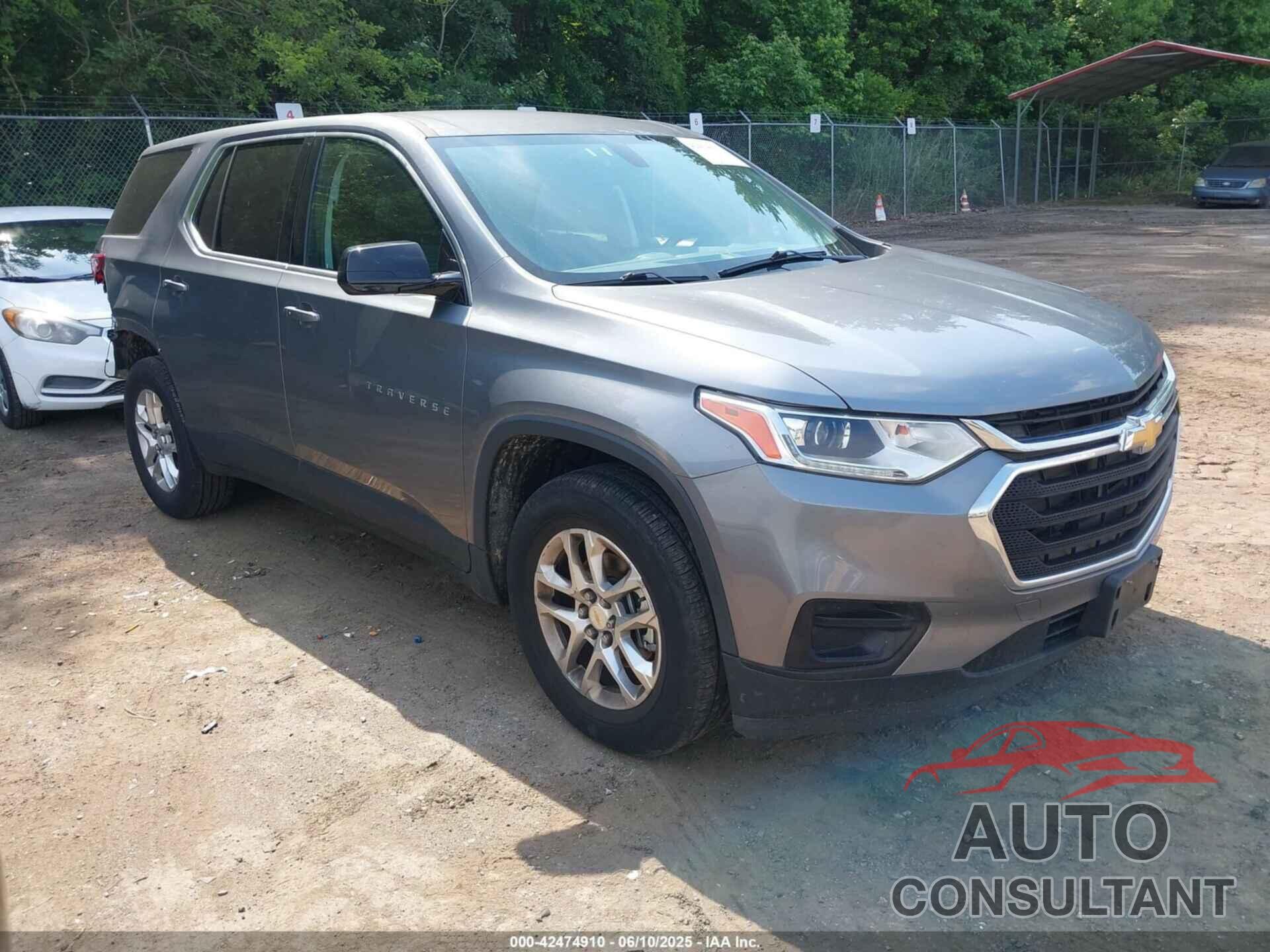 CHEVROLET TRAVERSE 2018 - 1GNERFKW1JJ272107