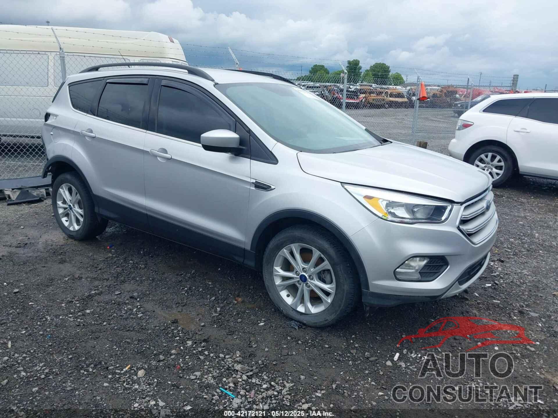 FORD ESCAPE 2018 - 1FMCU0GD2JUC50470