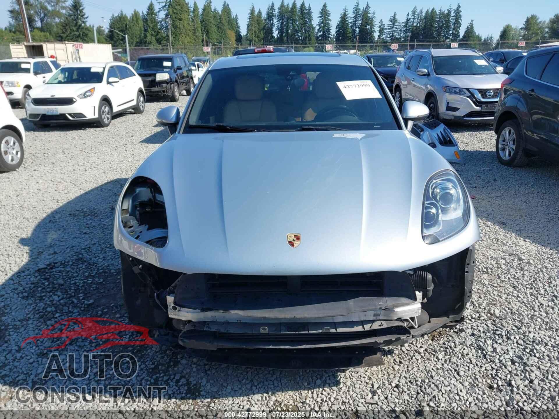 PORSCHE MACAN 2017 - WP1AA2A51HLB09566