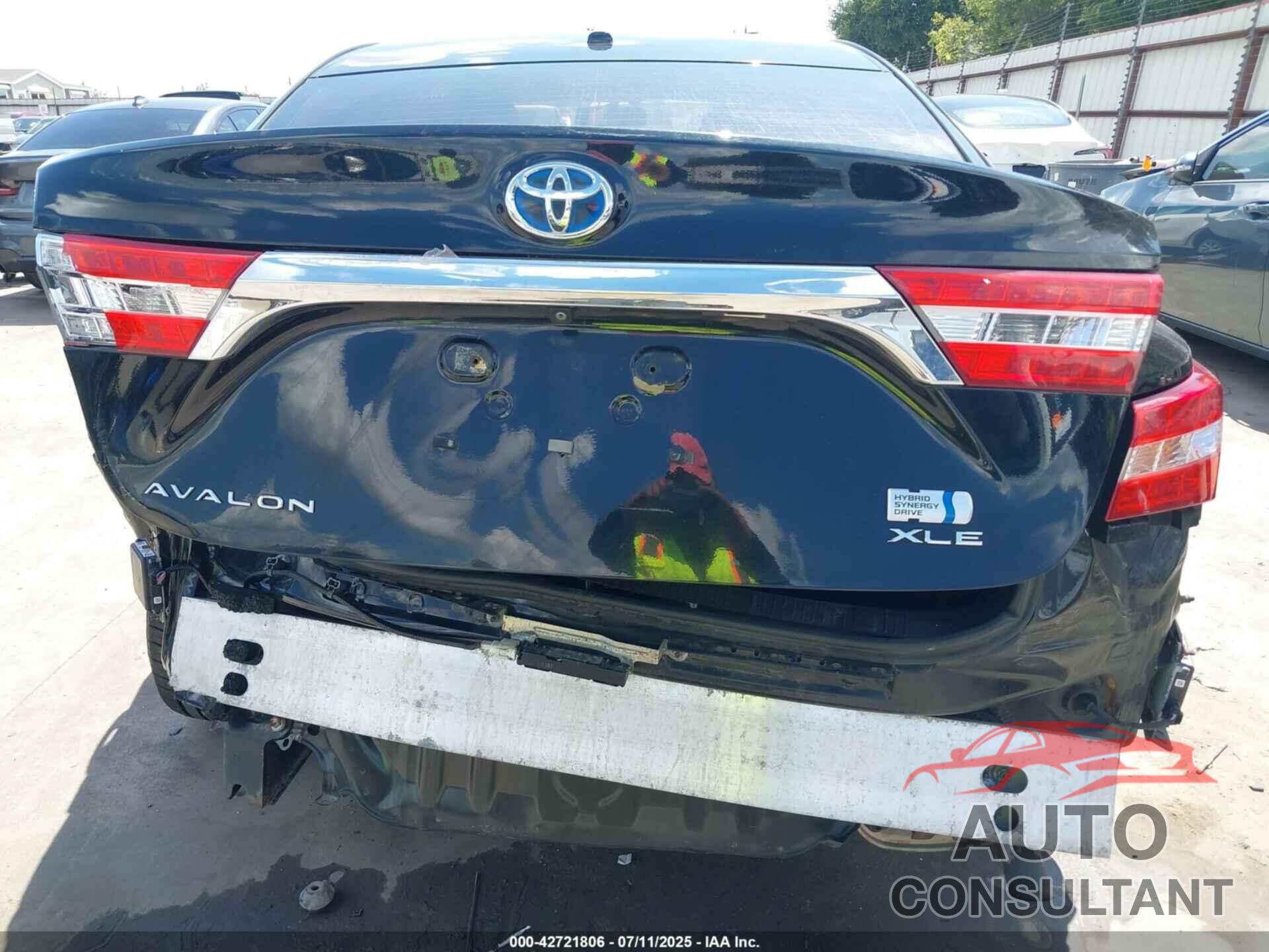 TOYOTA AVALON HYBRID 2013 - 4T1BD1EB8DU004871