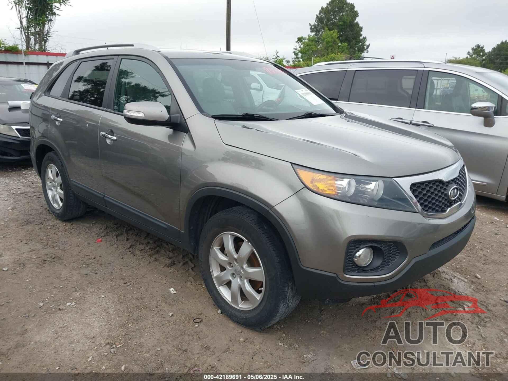 KIA SORENTO 2013 - 5XYKT3A60DG317782