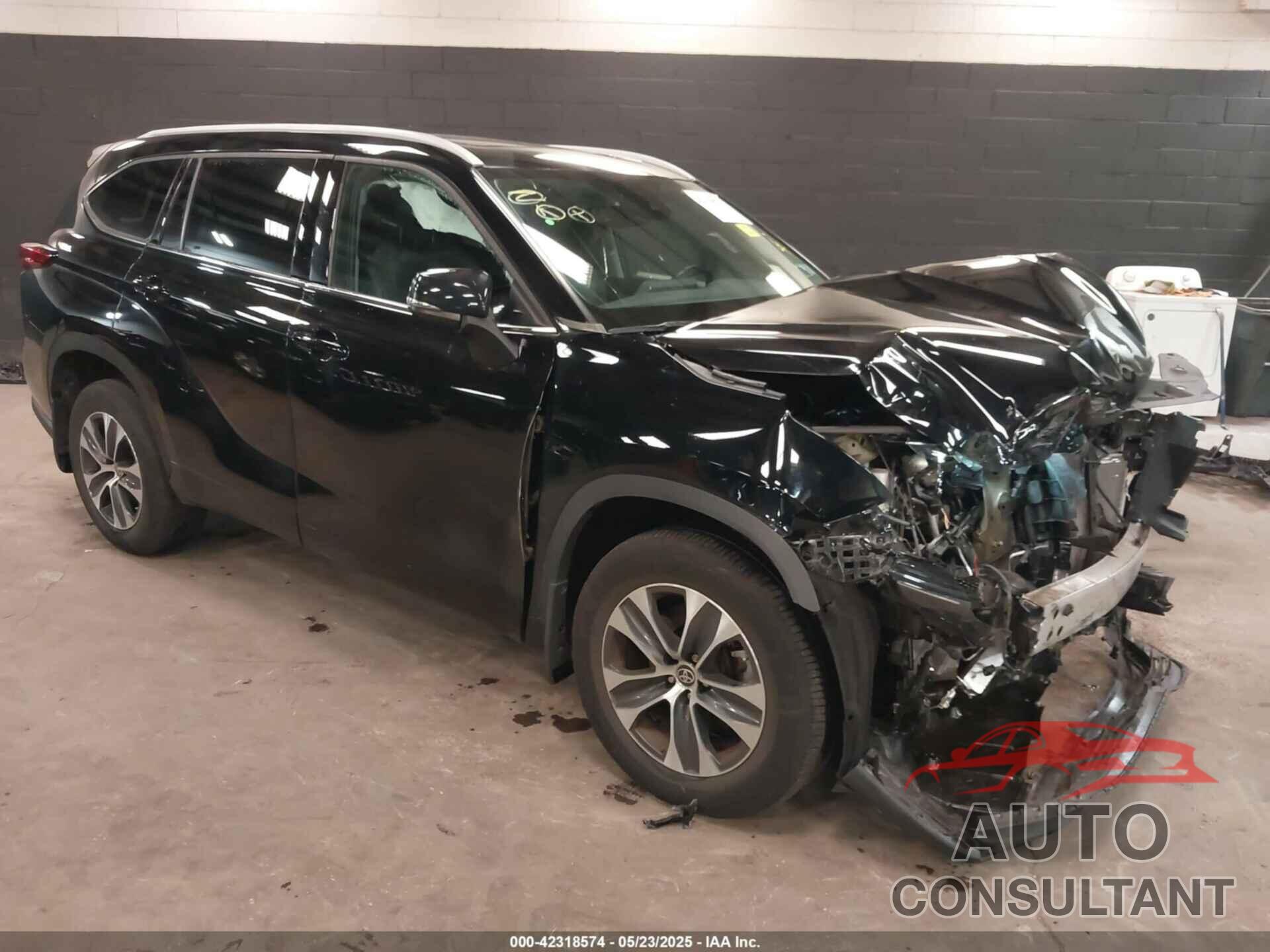 TOYOTA HIGHLANDER 2022 - 5TDGZRBH9NS591042