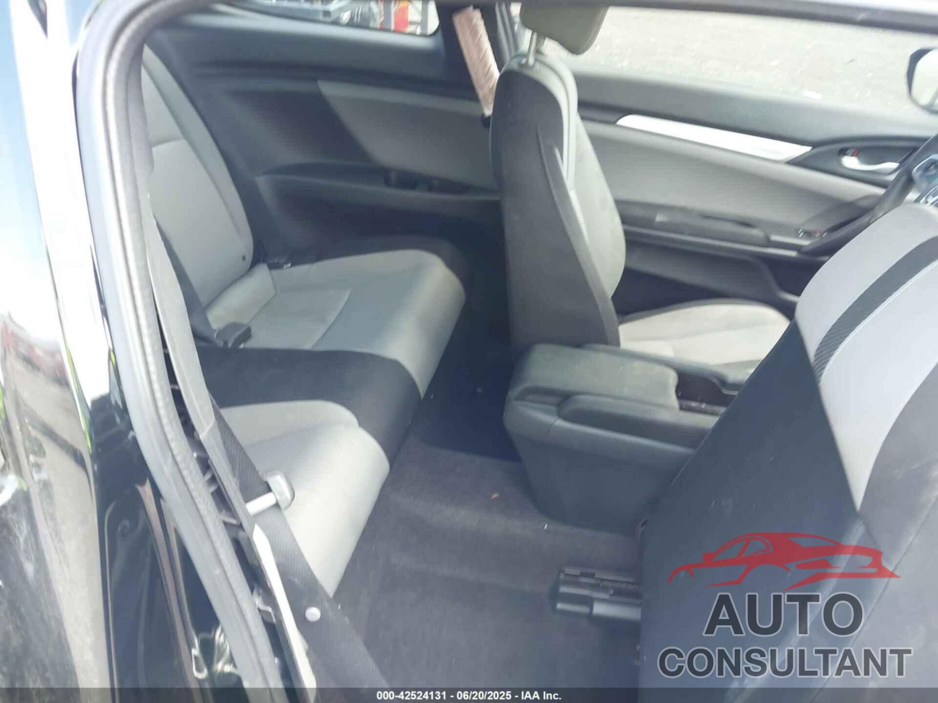 HONDA CIVIC 2017 - 2HGFC4B01HH304596