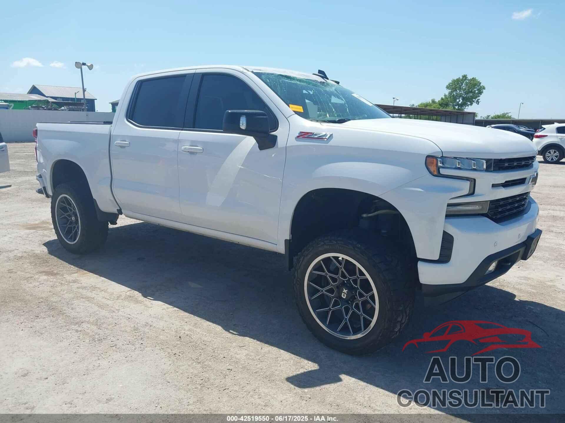 CHEVROLET SILVERADO 1500 2019 - 1GCUYEED2KZ112039