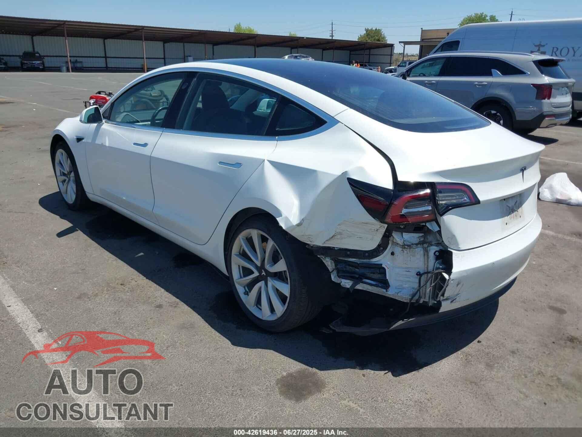 TESLA MODEL 3 2017 - 5YJ3E1EA7HF003772