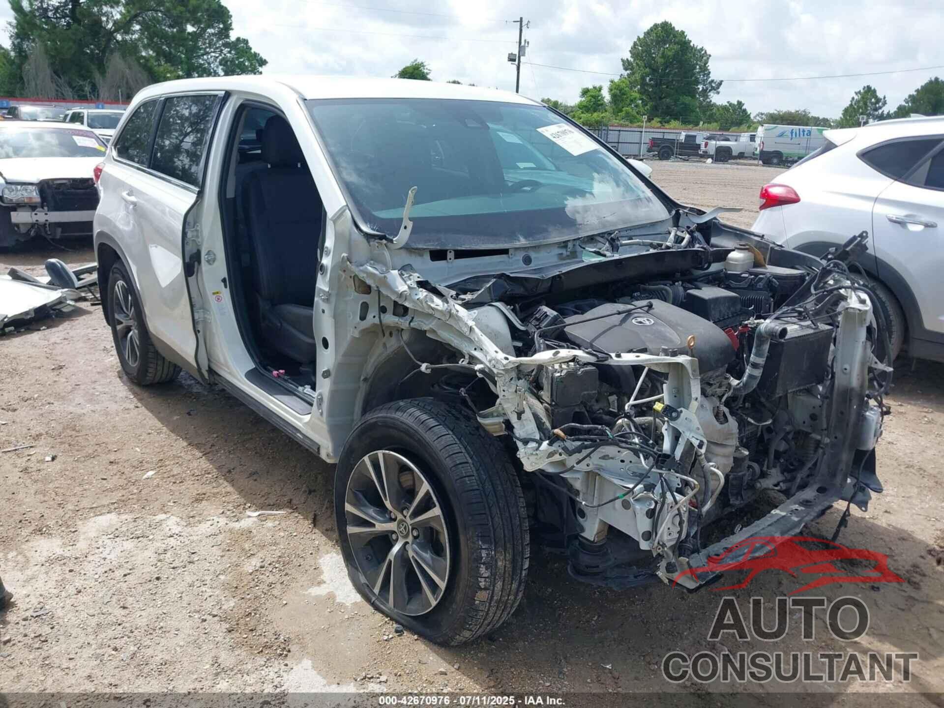 TOYOTA HIGHLANDER 2019 - 5TDZZRFH6KS308711