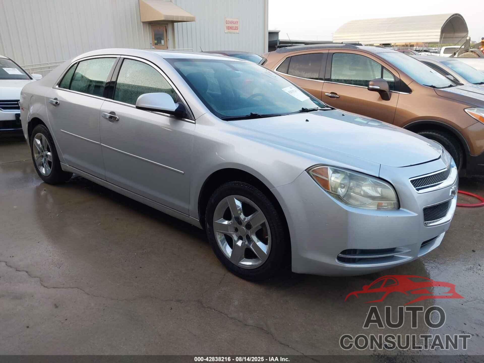 CHEVROLET MALIBU 2010 - 1G1ZC5E02AF185325